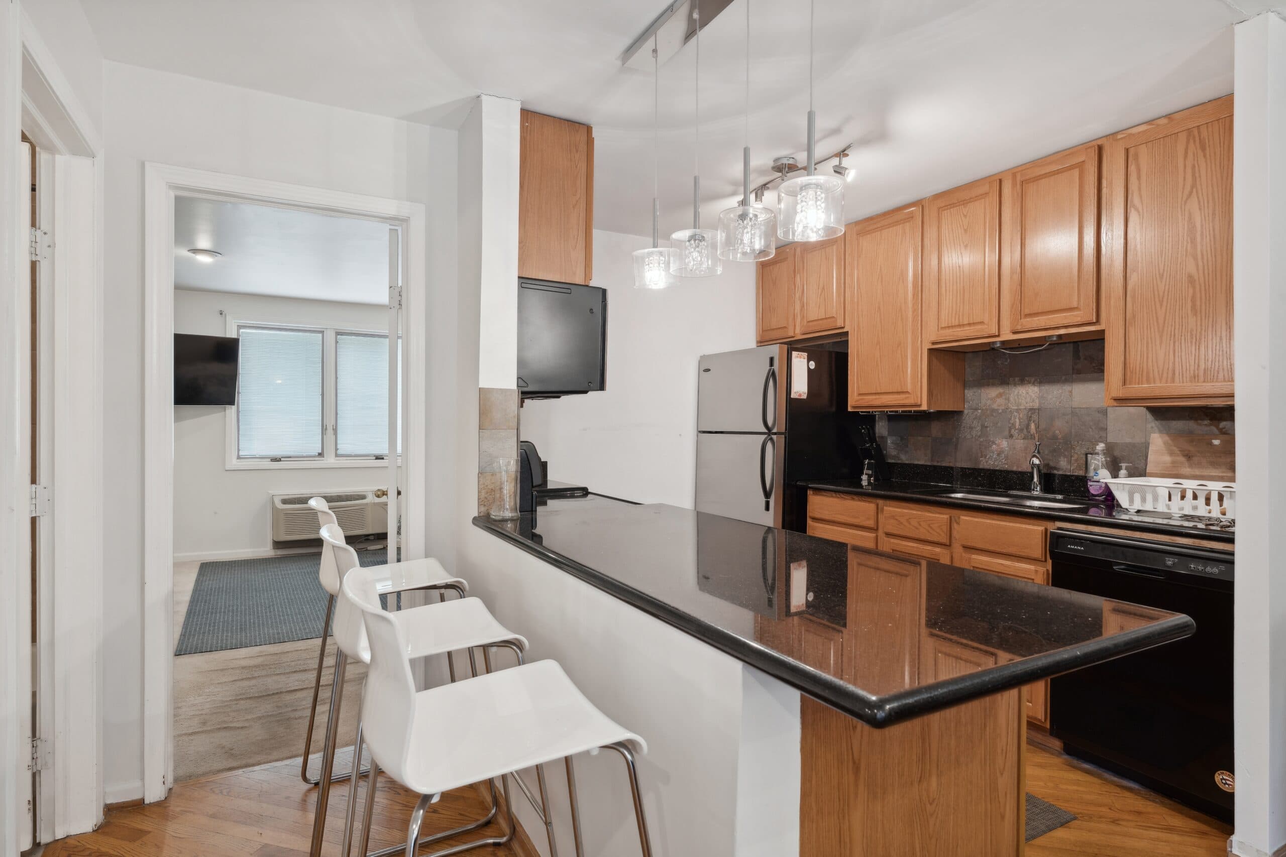 07_163WDivision_312_5_Kitchen_HiRes