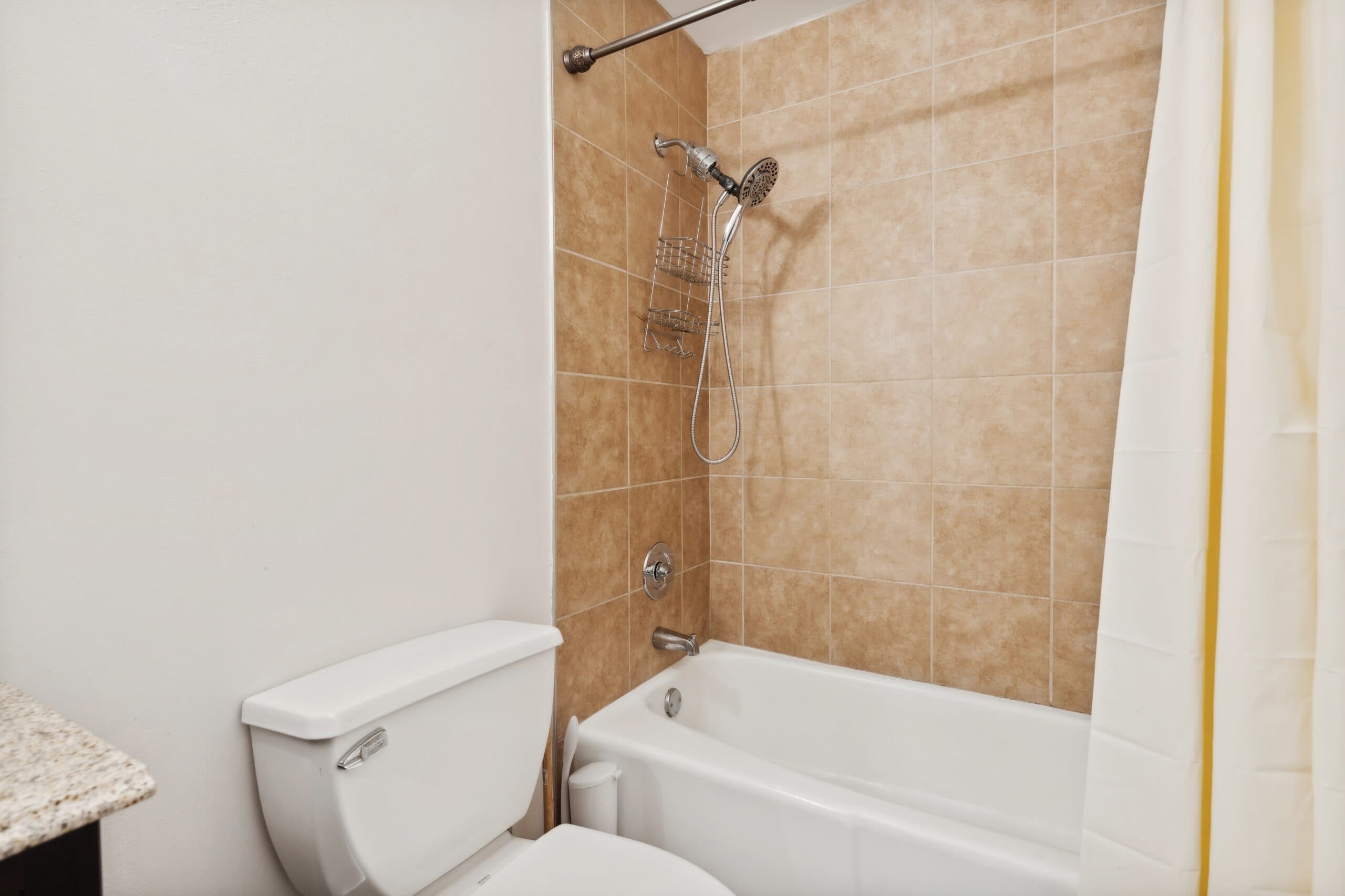 15_163WDivision_312_323_Bathroom_HiRes