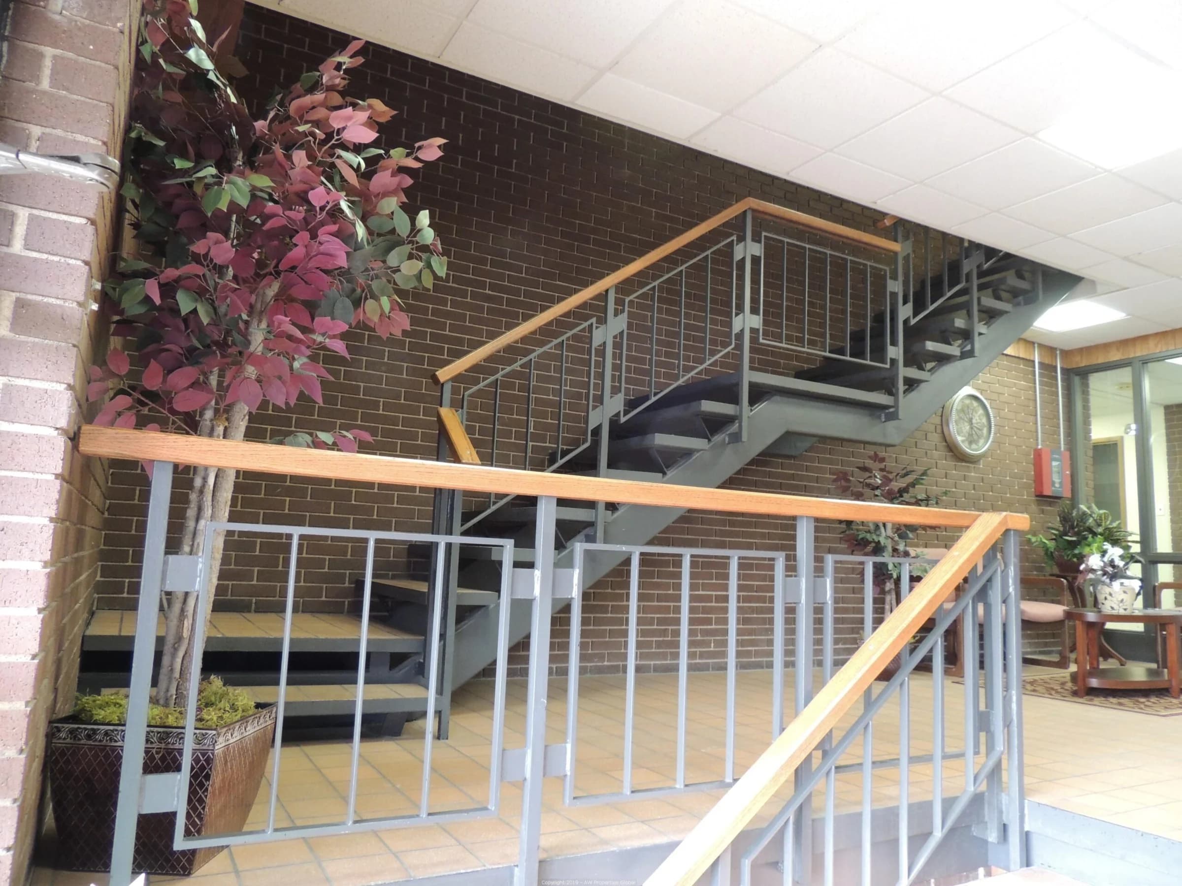 Office Building in Olympia Fields, photo 21