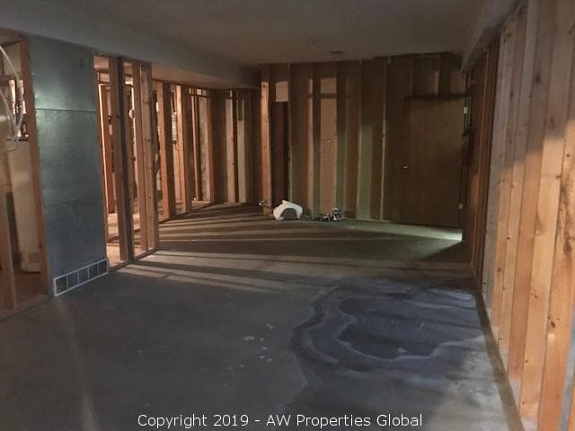 Approximately 1,800 SF Office Building in Elgin, photo 12