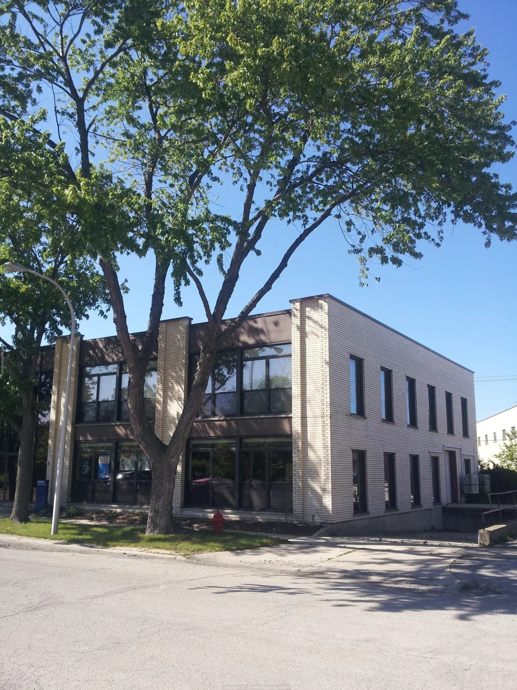 Free-Standing Office Building with Dock in Westchester, IL, photo 4