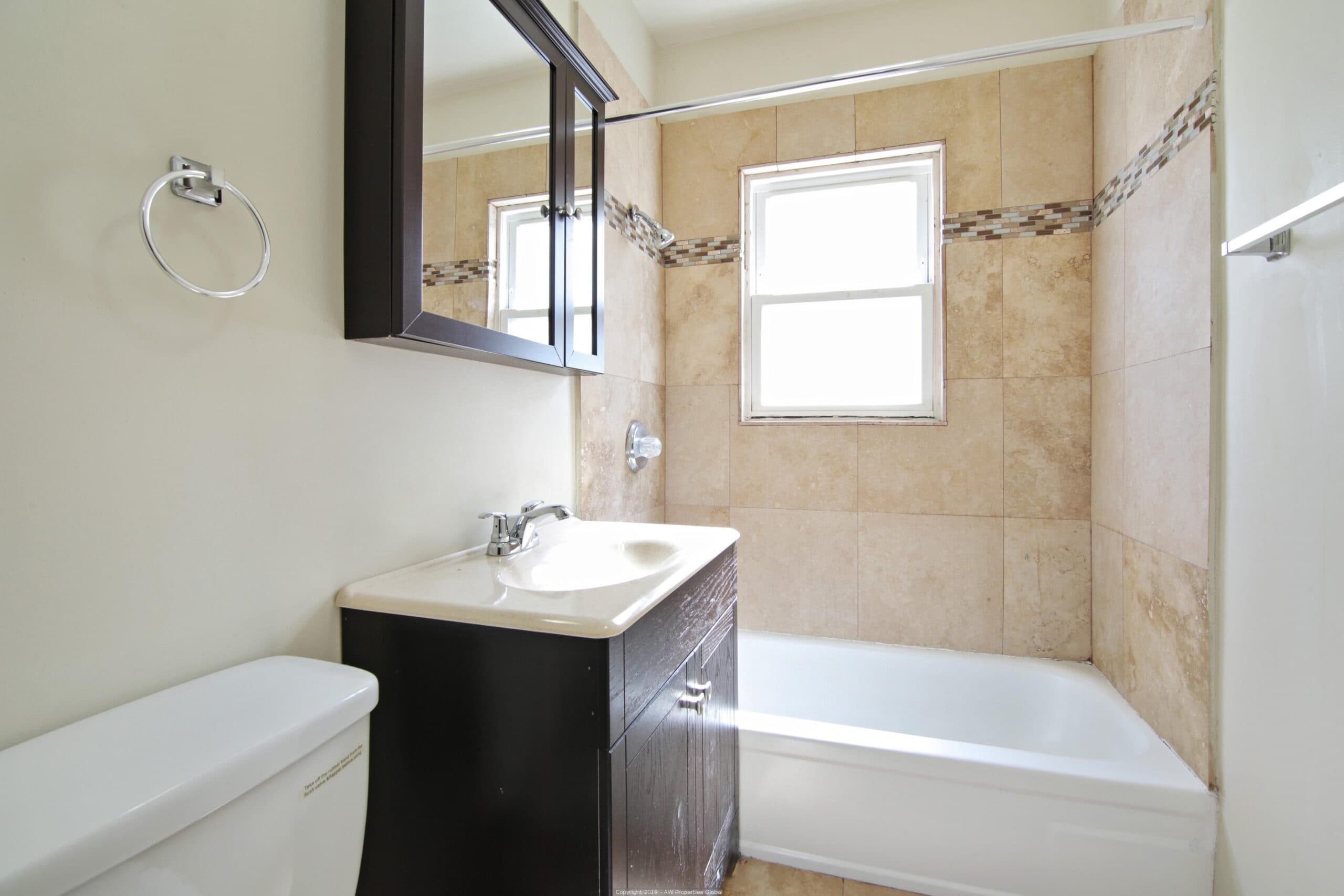 Great Income Property on Dodge Avenue in Evanston, photo 7