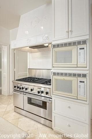Nearly Six Acre Lake Forest Estate, photo 30