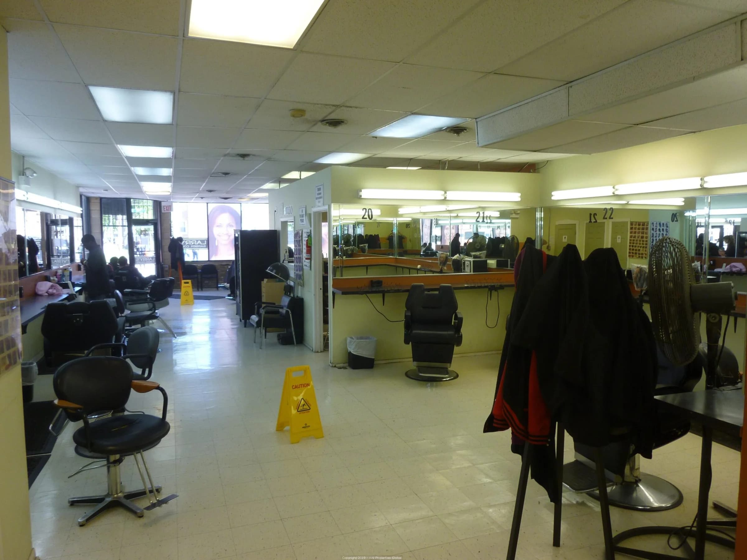Bank-Owned Mixed Use: 701 East 79th, Chicago, photo 7