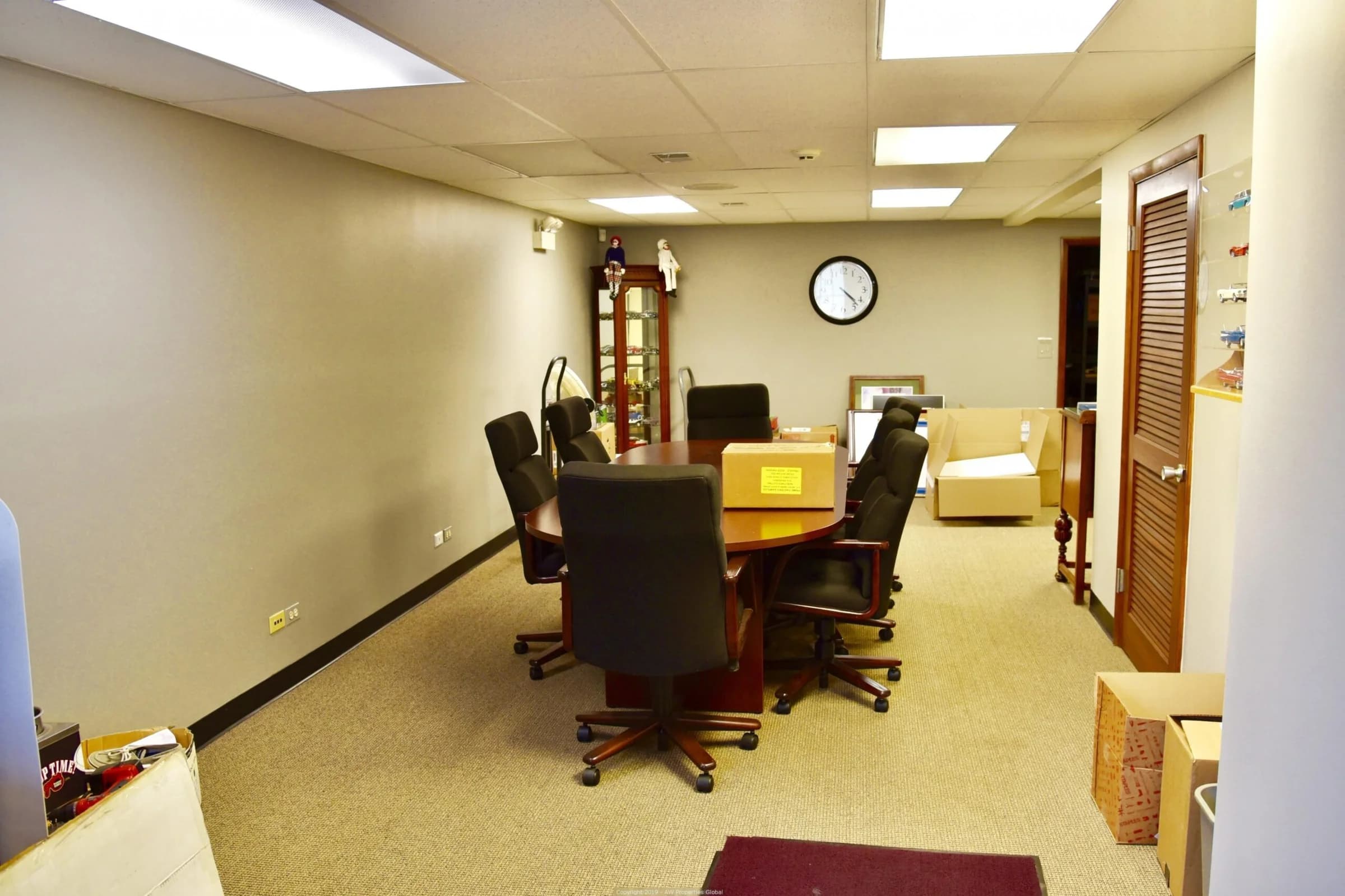 Court Ordered Auction: Two Contiguous Commercial Office Condos in Des Plaines, photo 6