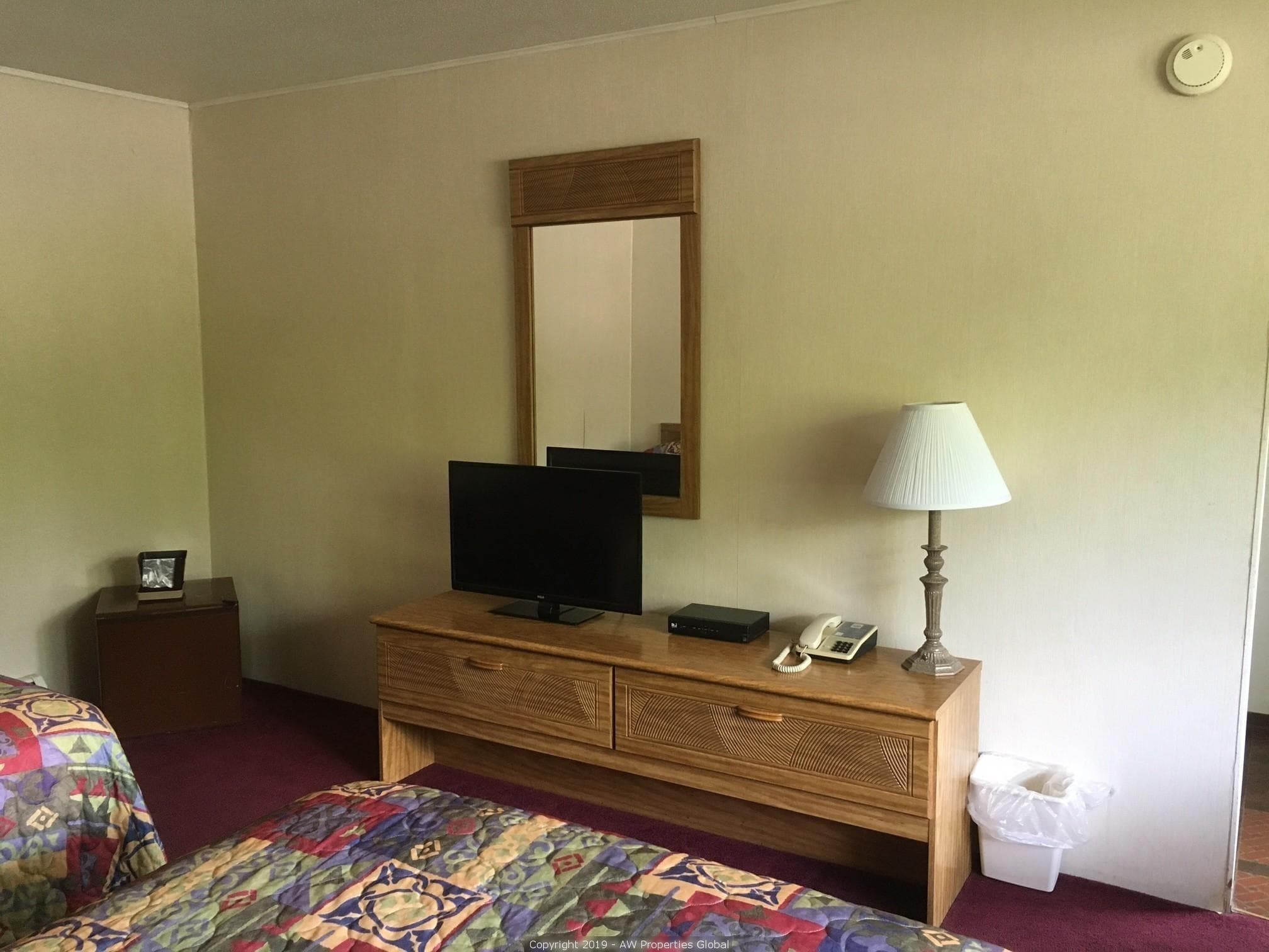 Motel in Hillsdale, Michigan, photo 7