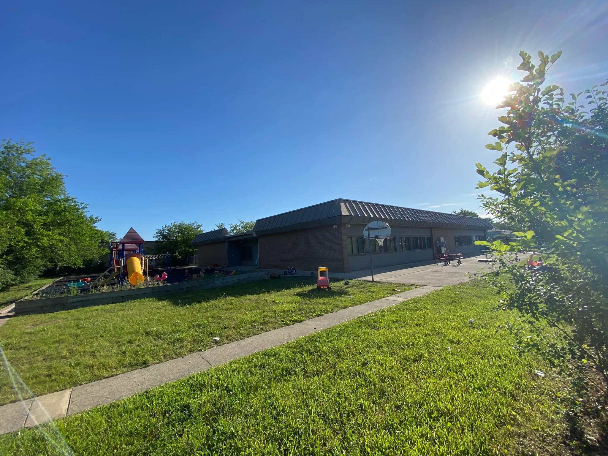 Daycare Building in Country Club Hills, IL, photo 4