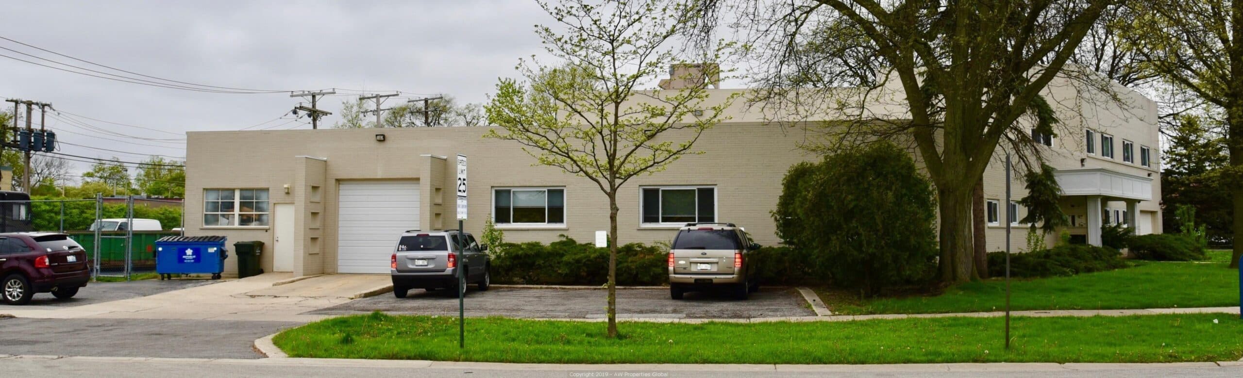 Court Ordered Auction: Two Office Condominiums Plus Warehouse in Mount Prospect, photo 4