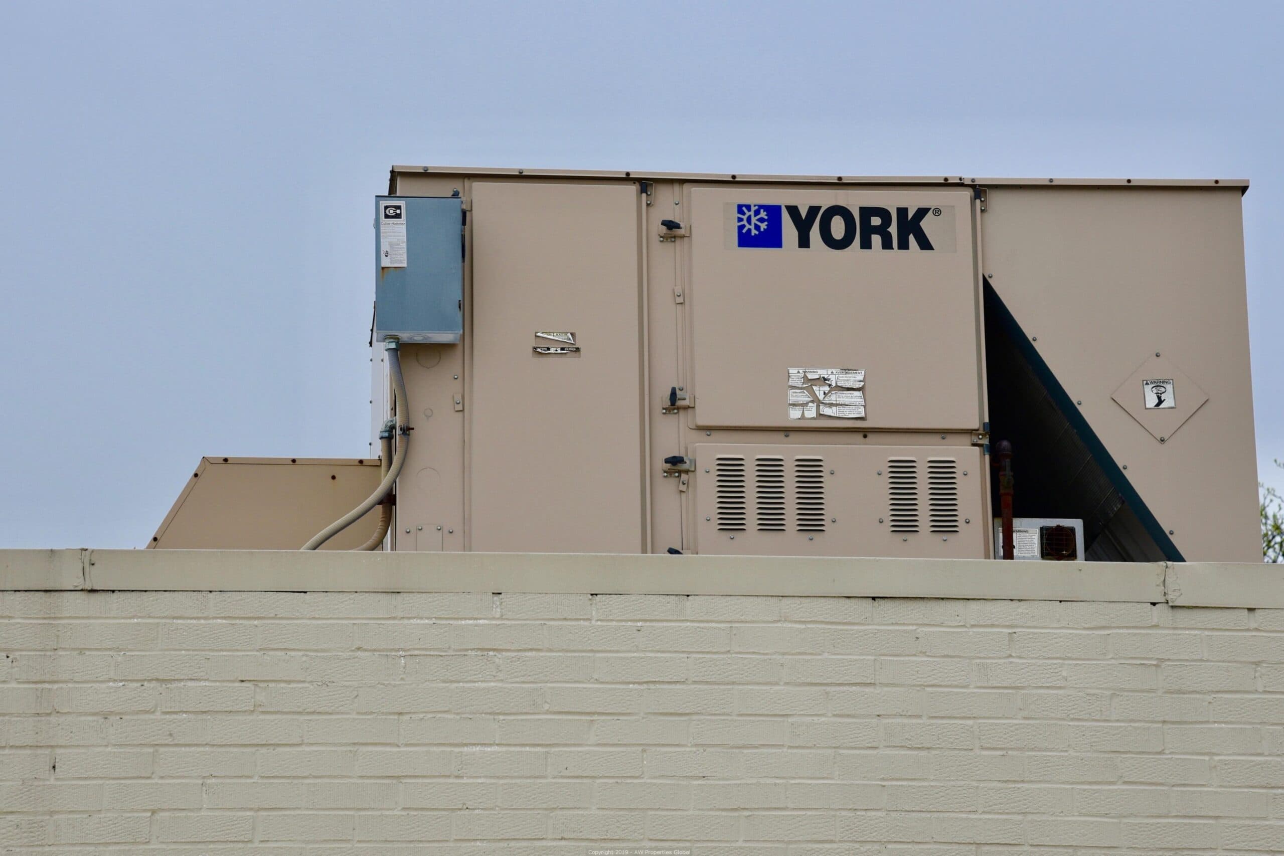 Court Ordered Auction: Two Office Condominiums Plus Warehouse in Mount Prospect, photo 36