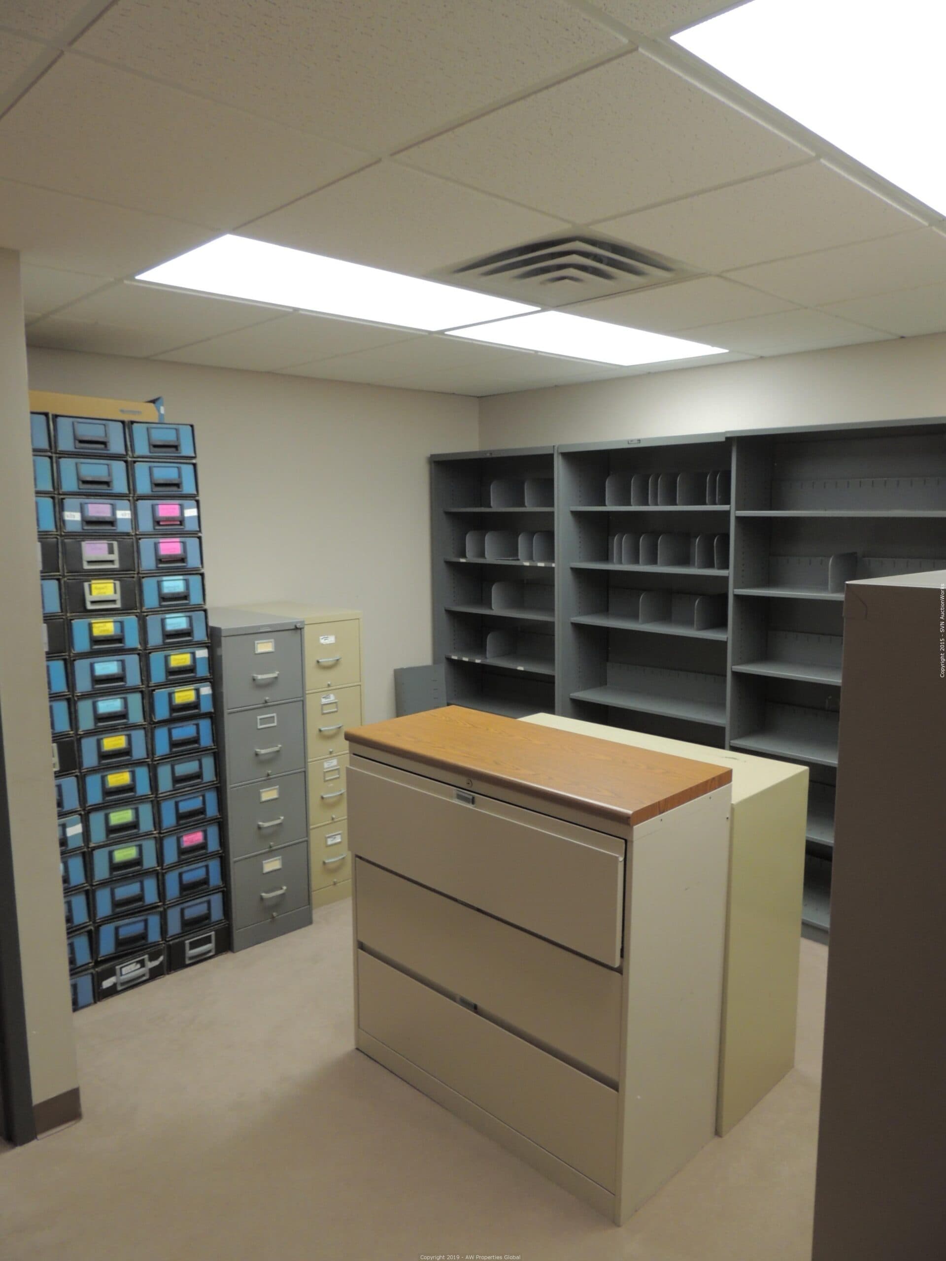 Office Building in Olympia Fields, photo 23