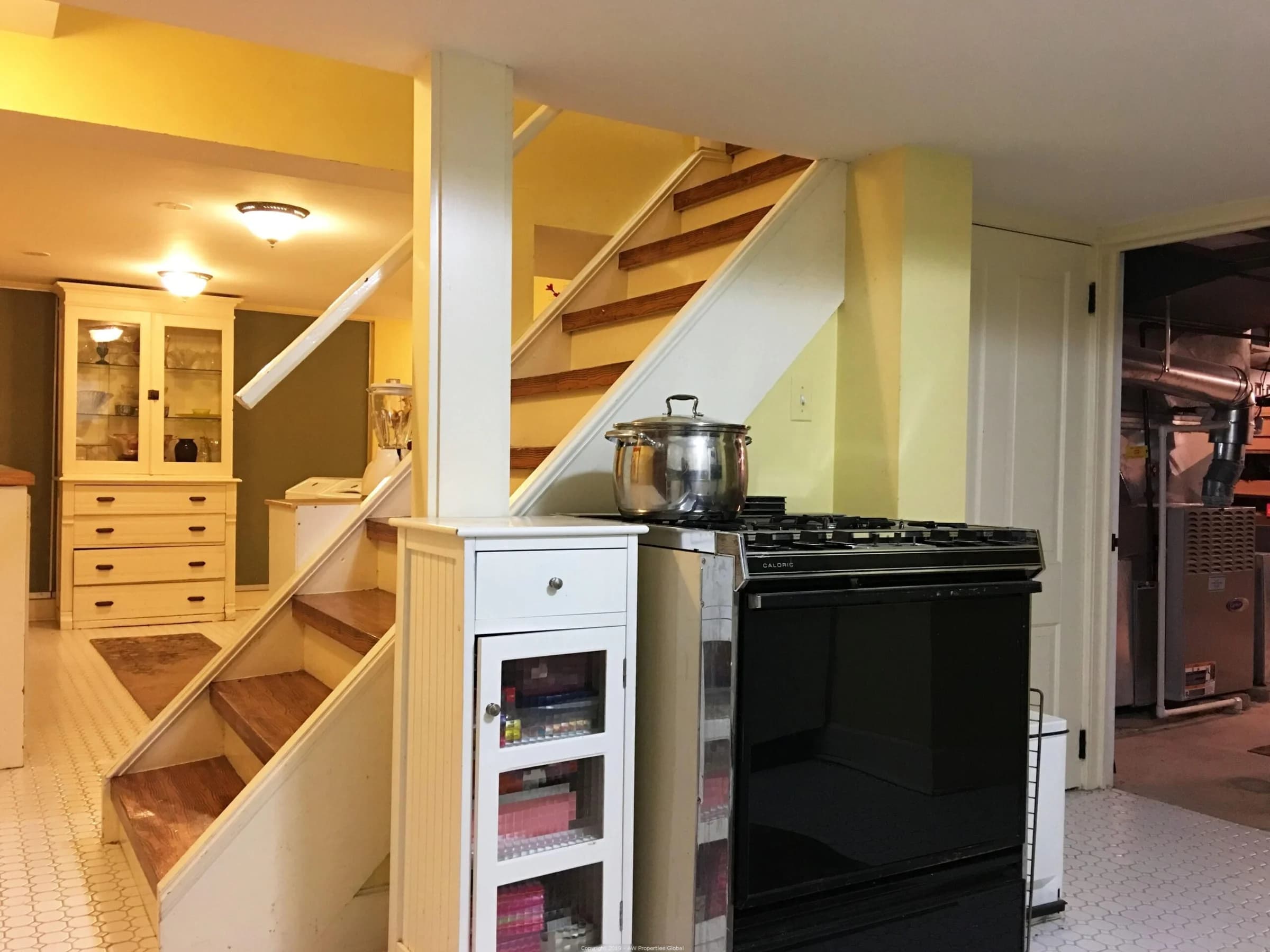 Completely Renovated Glencoe Victorian with In-Ground Heated Pool, photo 51