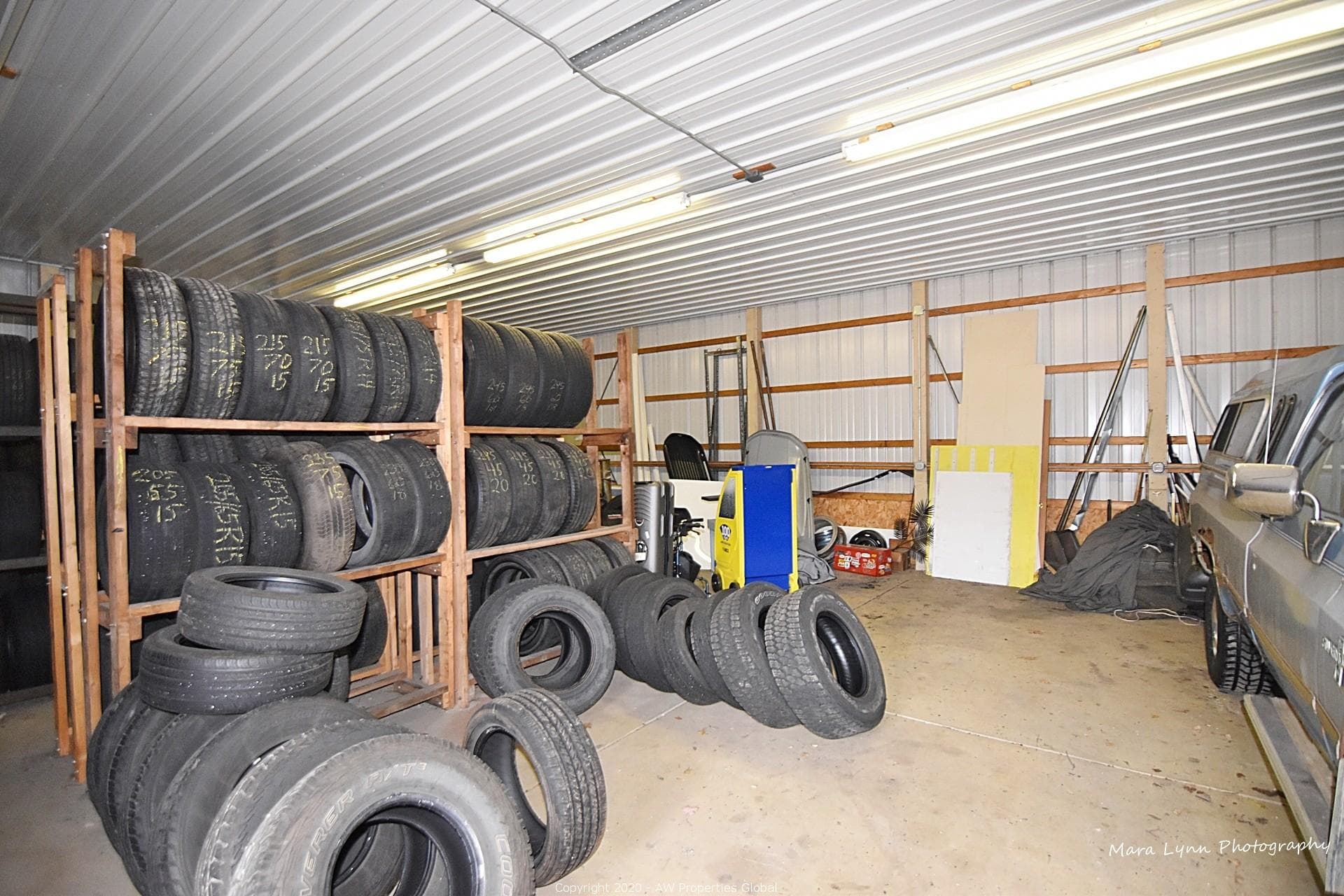 Retail/Prior Automotive Service Property in Batavia, IL, photo 11