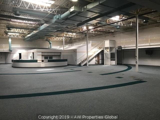 Elgin Industrial/Office/Flex Opportunity; Vacant Former Sherman Health Resource Center with Flexible Zoning, photo 8