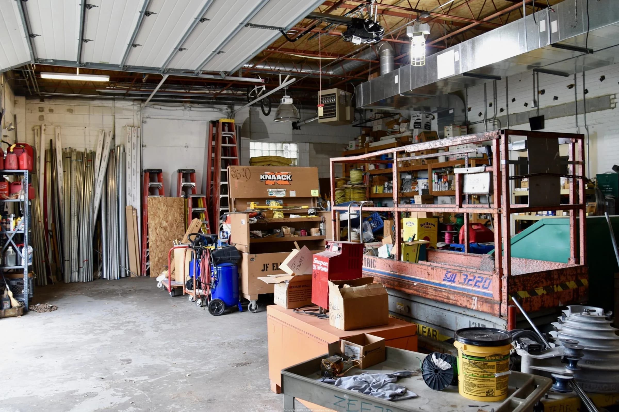 Court Ordered Auction: Two Office Condominiums Plus Warehouse in Mount Prospect, photo 13