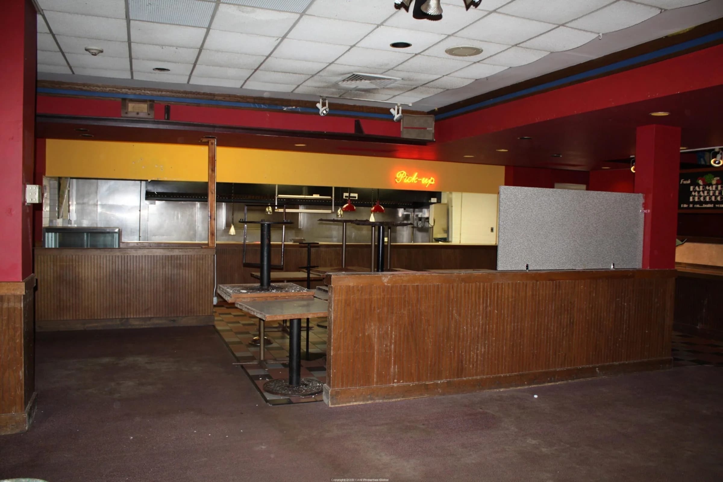 Former Fuddruckers Restaurant, photo 10
