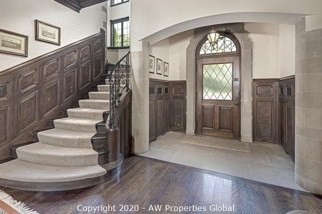 Nearly Six Acre Lake Forest Estate, photo 11