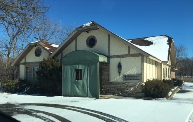 Former Le Francais Restaurant in Wheeling, IL, photo 1