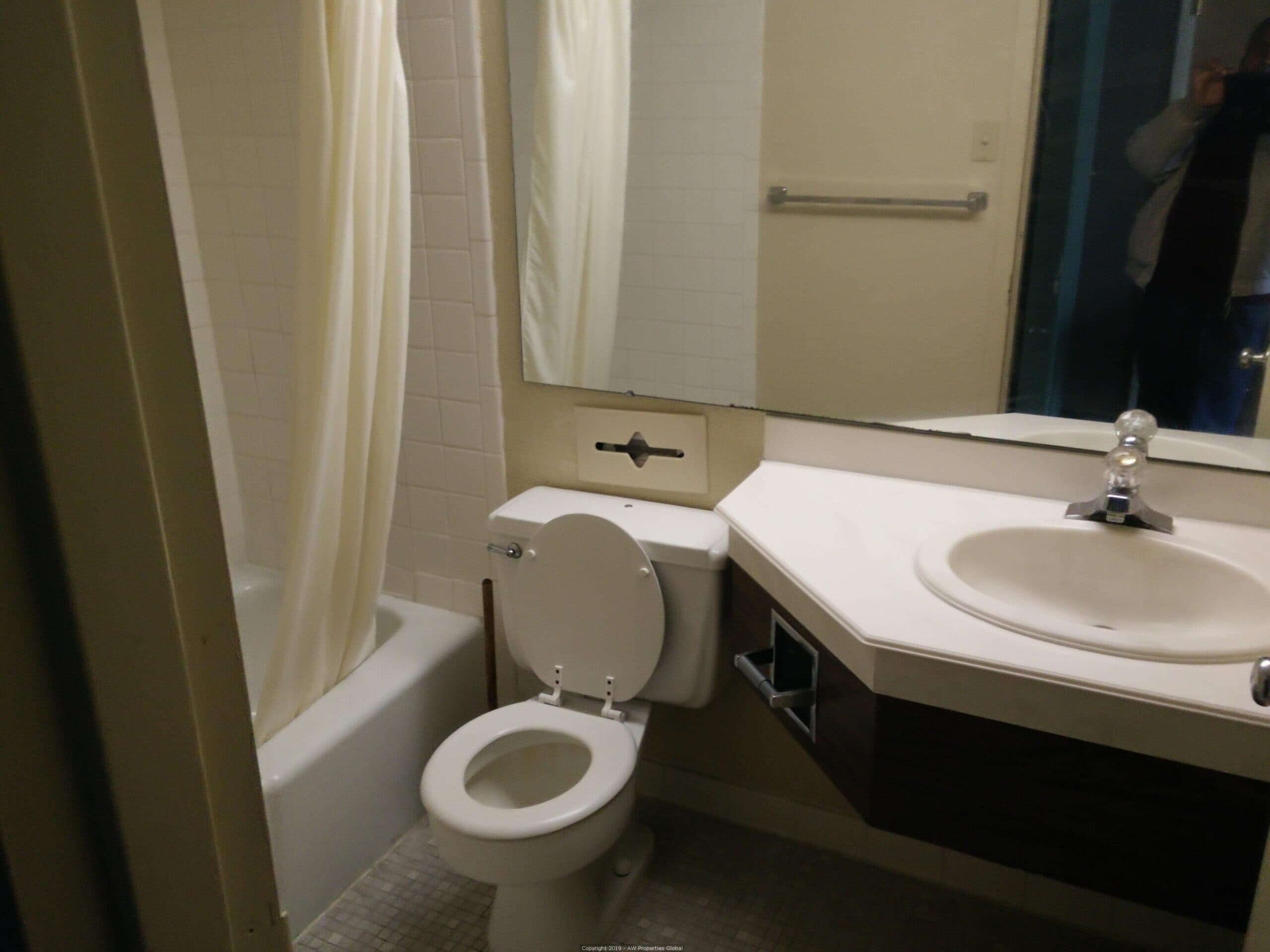 Grand Victoria Hotel in Freeport, IL, photo 20