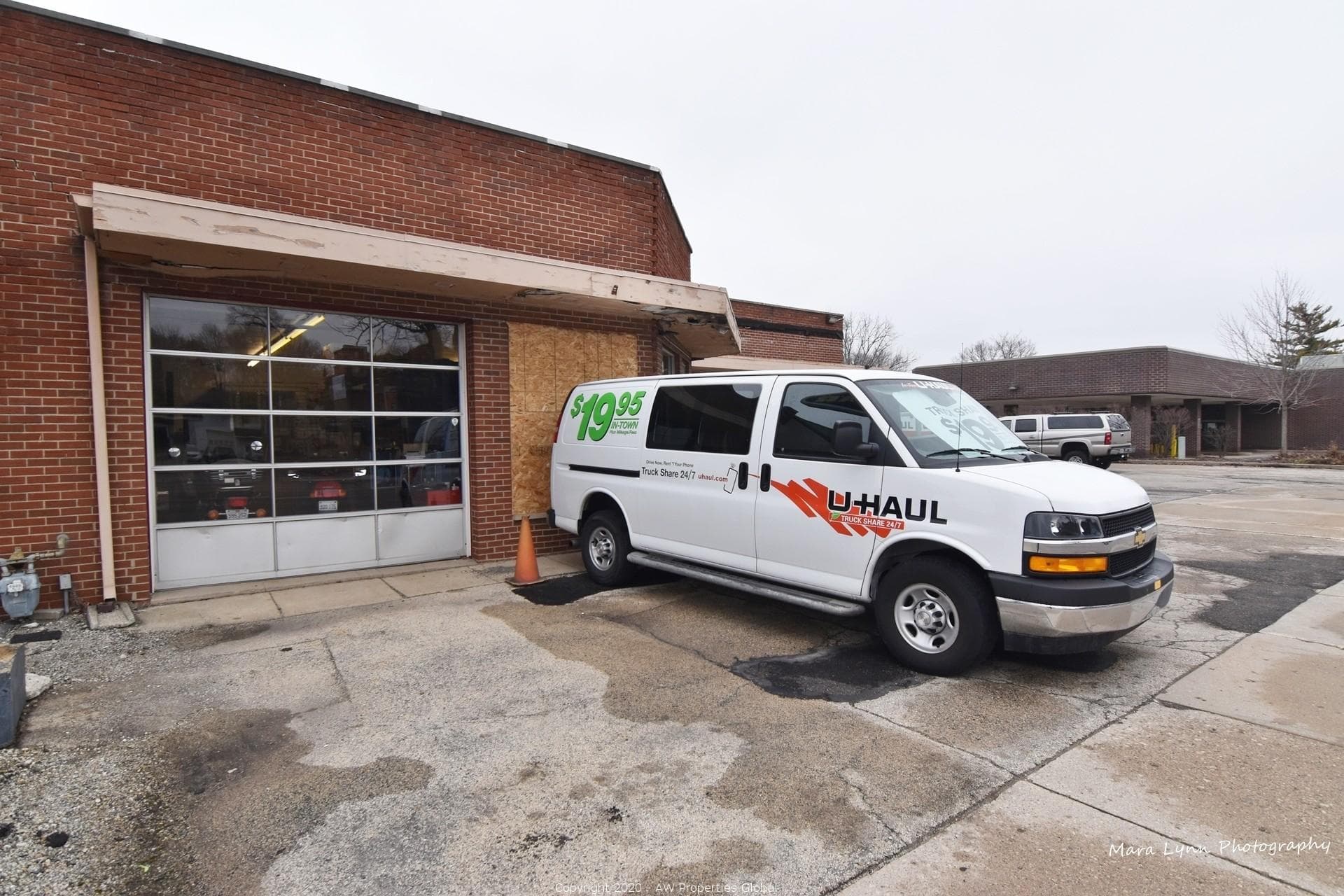 Retail/Prior Automotive Service Property in Batavia, IL, photo 25