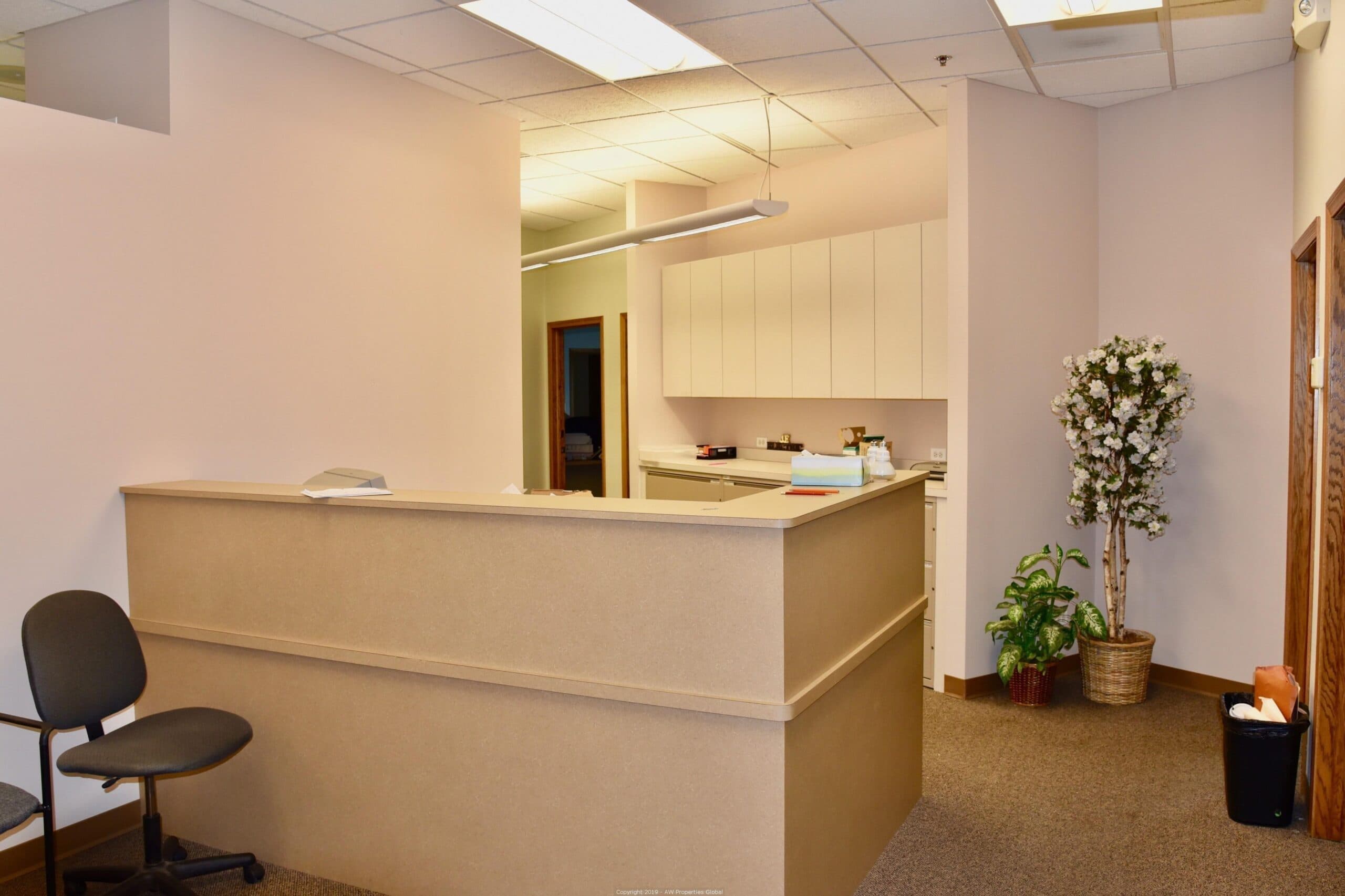 Court Ordered Auction: Two Office Condominiums Plus Warehouse in Mount Prospect, photo 37