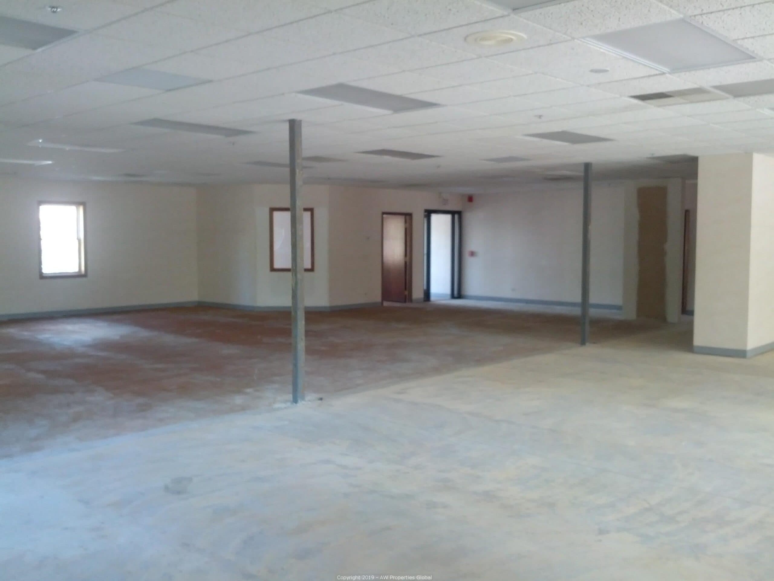 Perfect for Owner-User: Office/Medical Building, photo 18