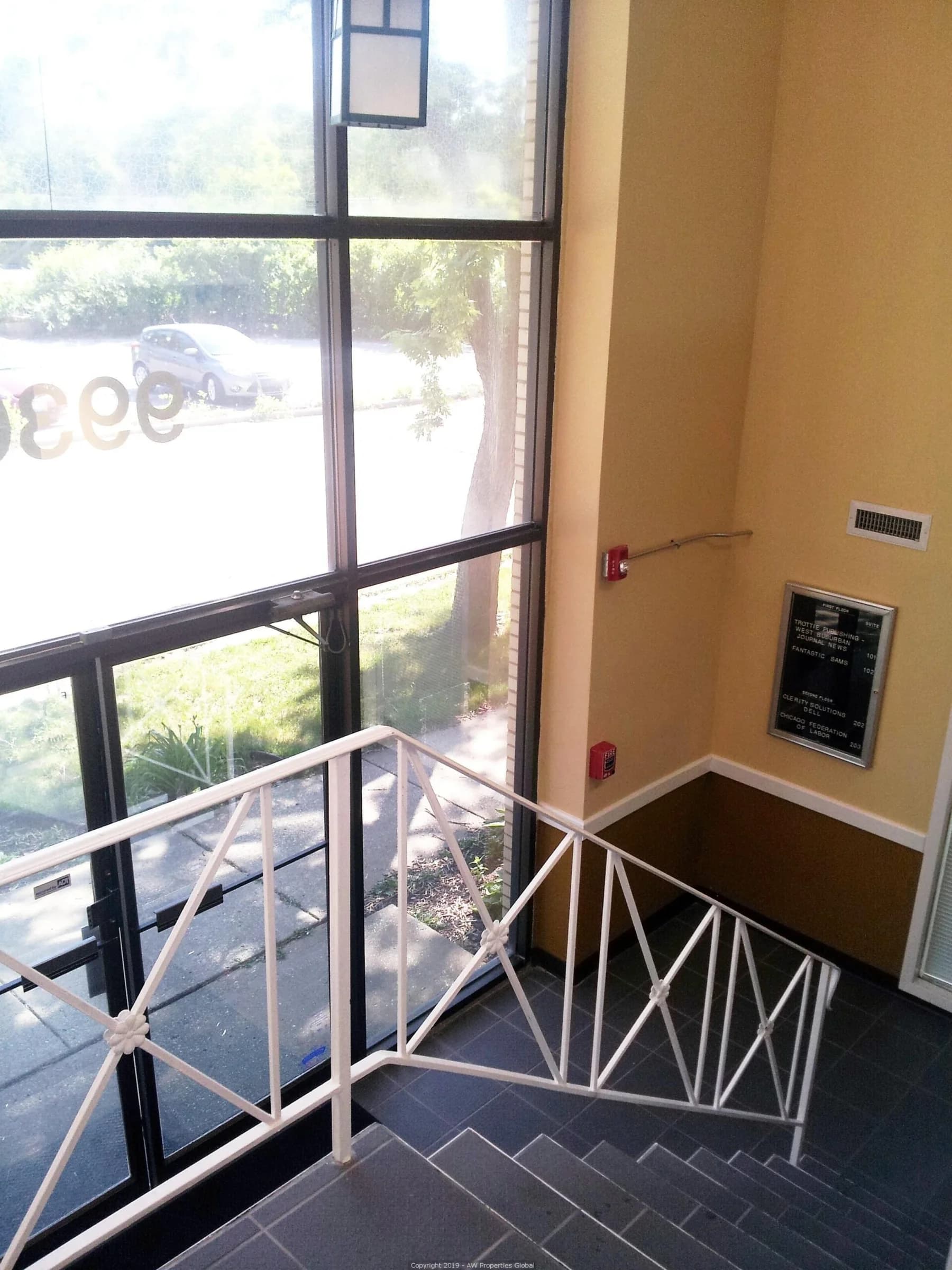 Free-Standing Office Building with Dock in Westchester, IL, photo 10