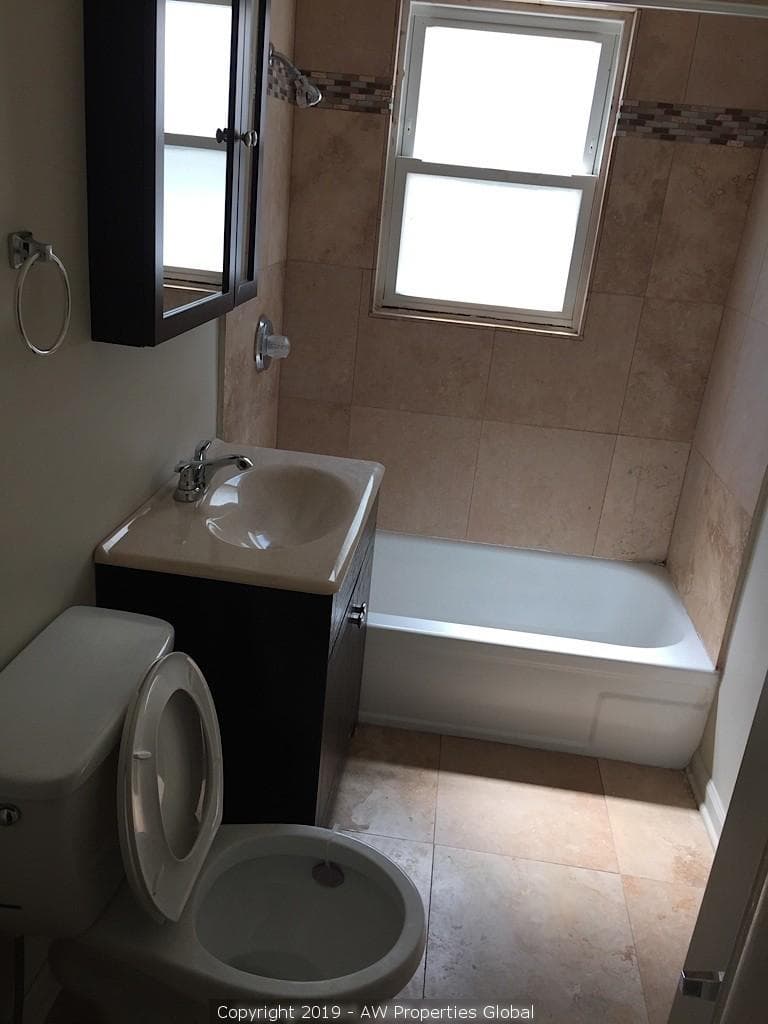Great Income Property in Evanston: 2040 Dodge Avenue, Evanston, photo 6