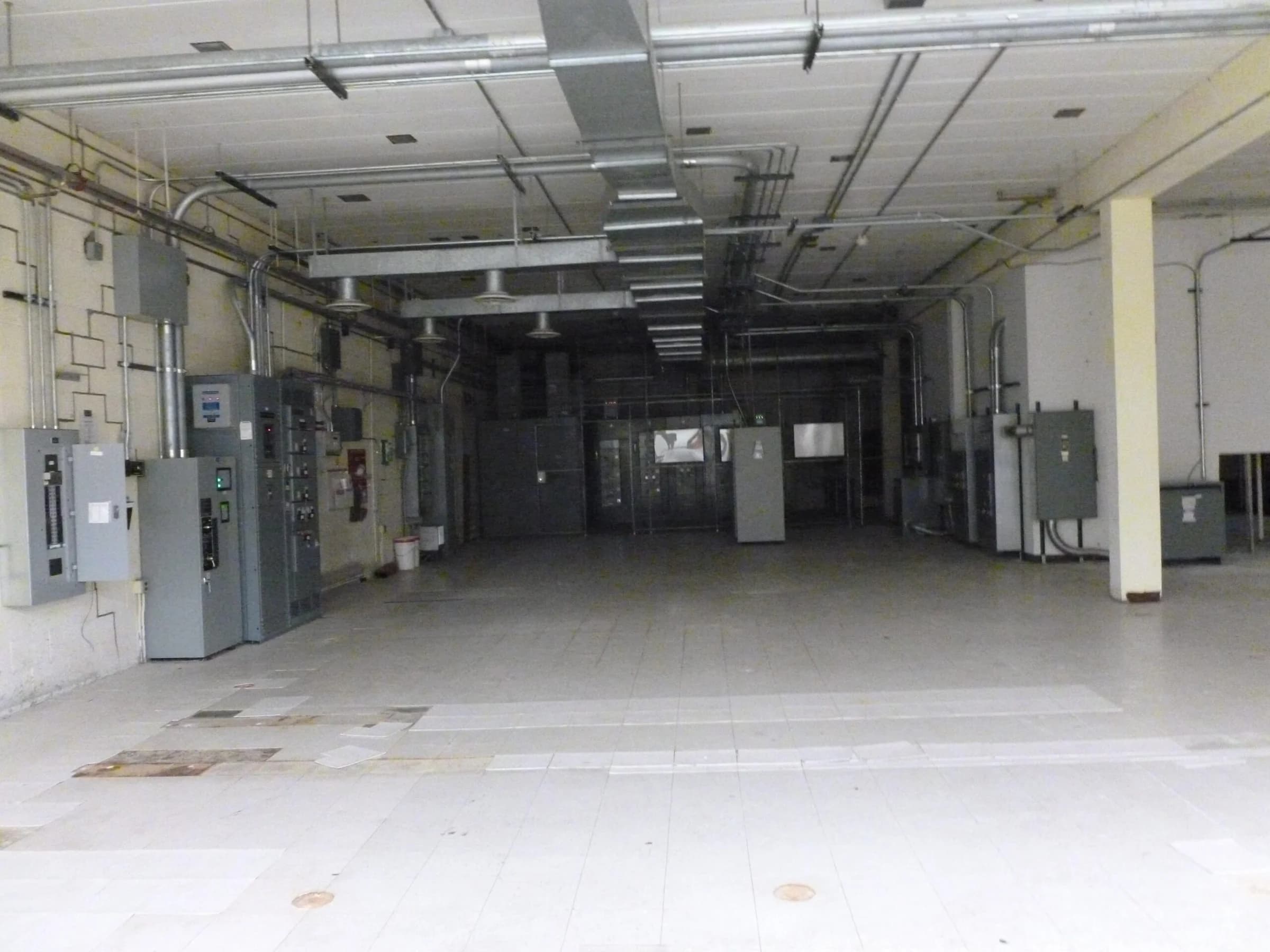 Former AT&T Call Center in Livonia, Michigan, photo 20
