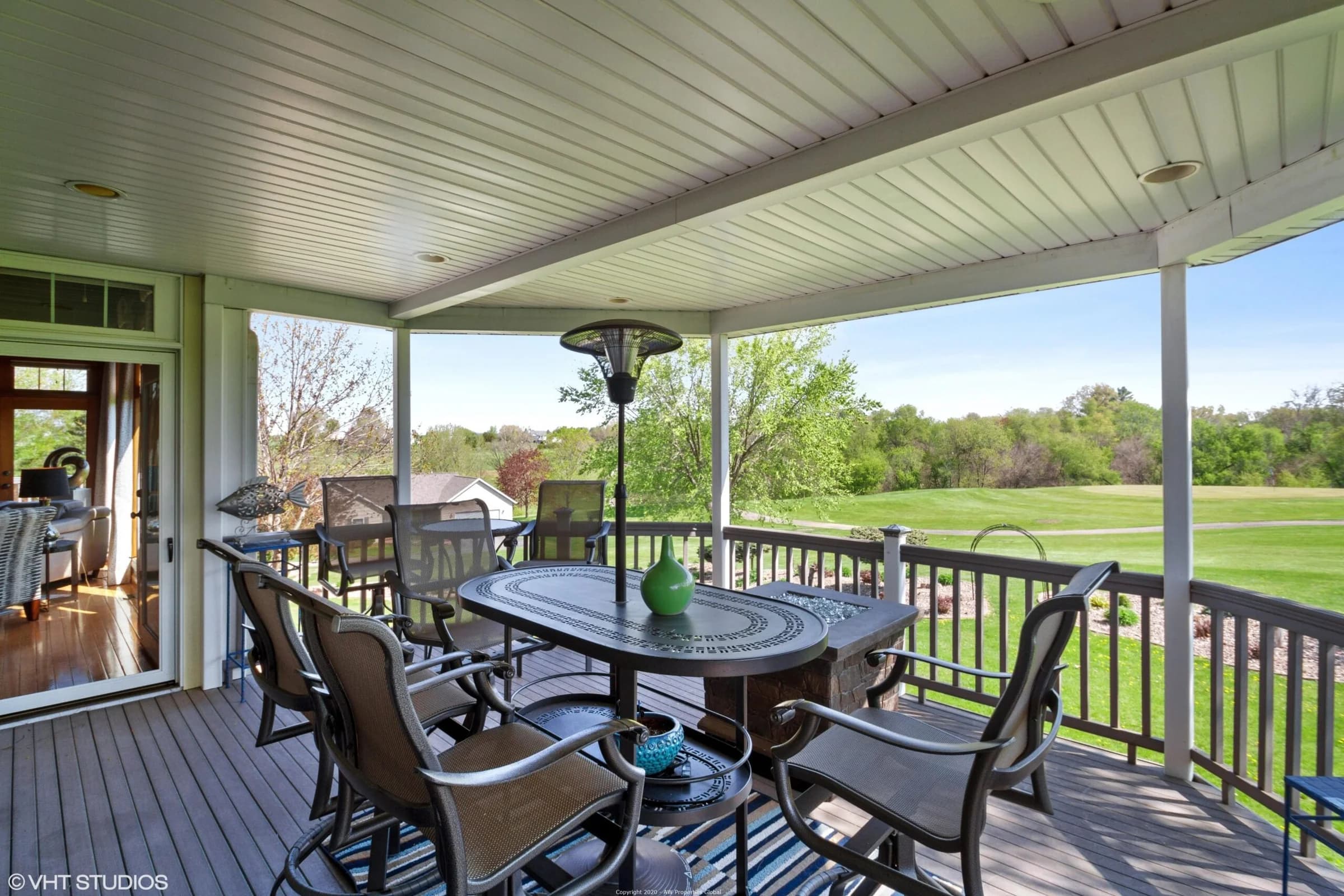 Luxurious Home with Stunning Views of the Apple Canyon Lake Golf Course and Rare, Transferable Dock Slip, photo 11