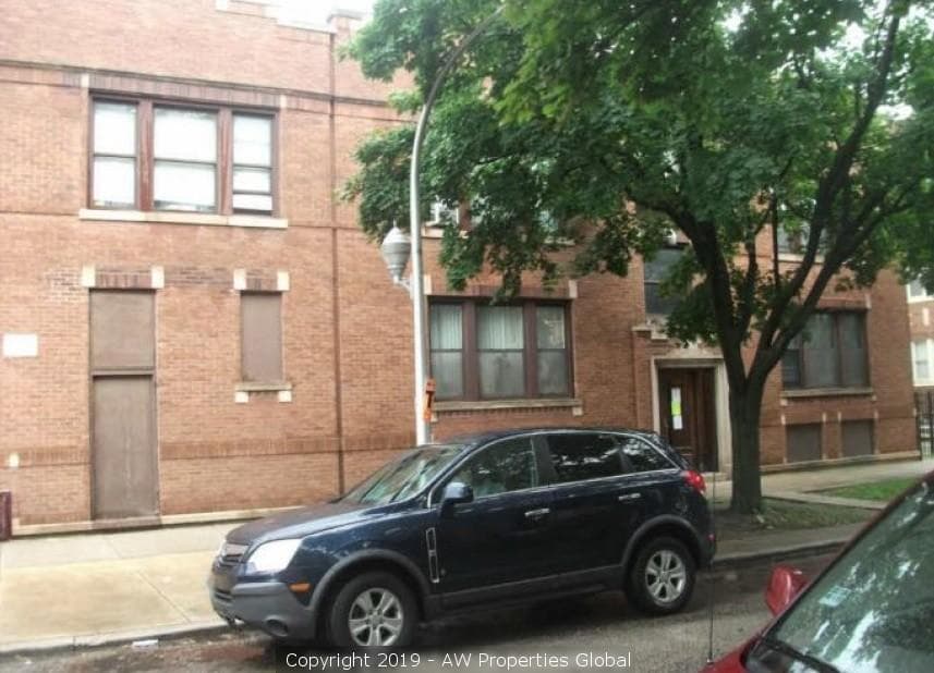 Bank-Owned Mixed Use: 701 East 79th, Chicago, photo 4