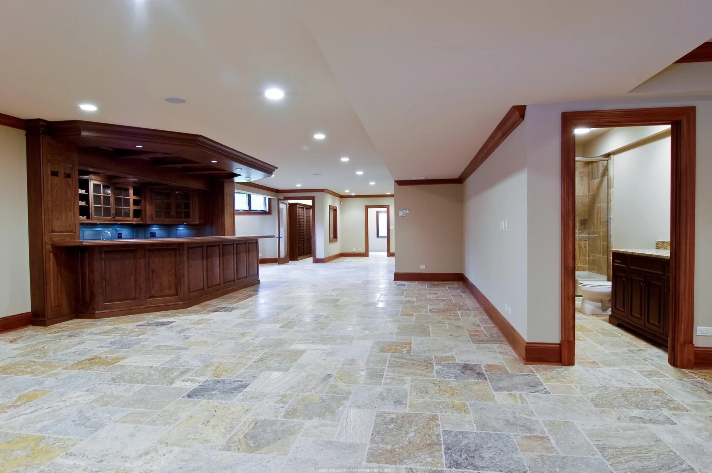 Magnificent Single Family Home Estate: 544 Ridgemoor Drive, Willowbrook, photo 13