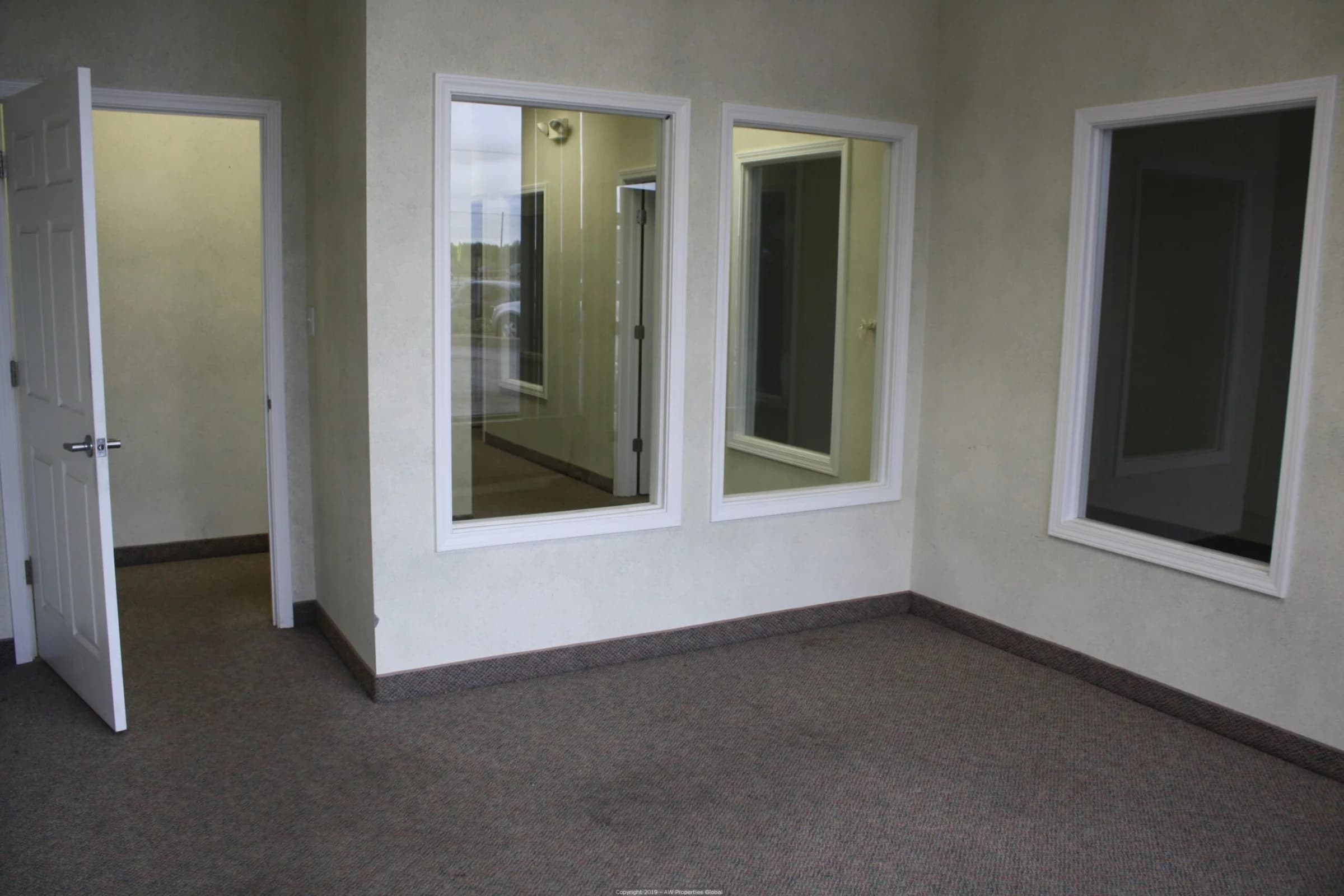 Ridge Brook Plaza: Bank Owned Strip Center, photo 17
