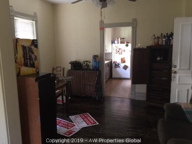 Single Family Home in Des Plaines, photo 5