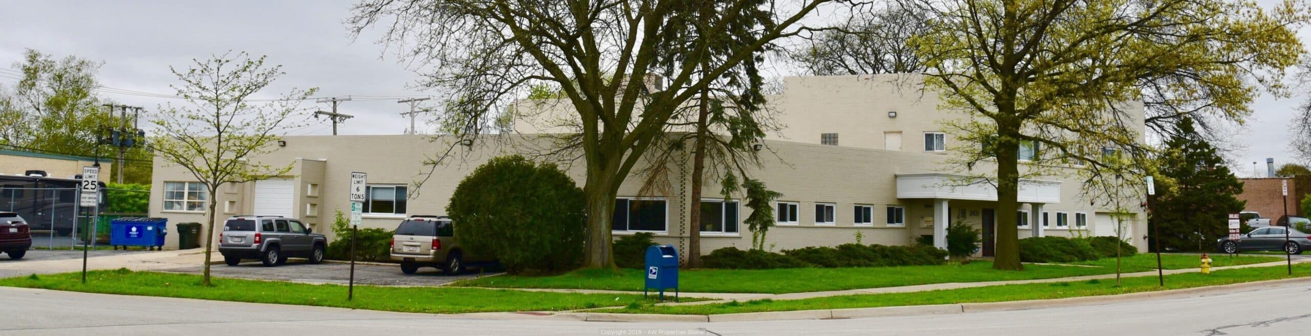 Court Ordered Auction: Two Office Condominiums Plus Warehouse in Mount Prospect, photo 2