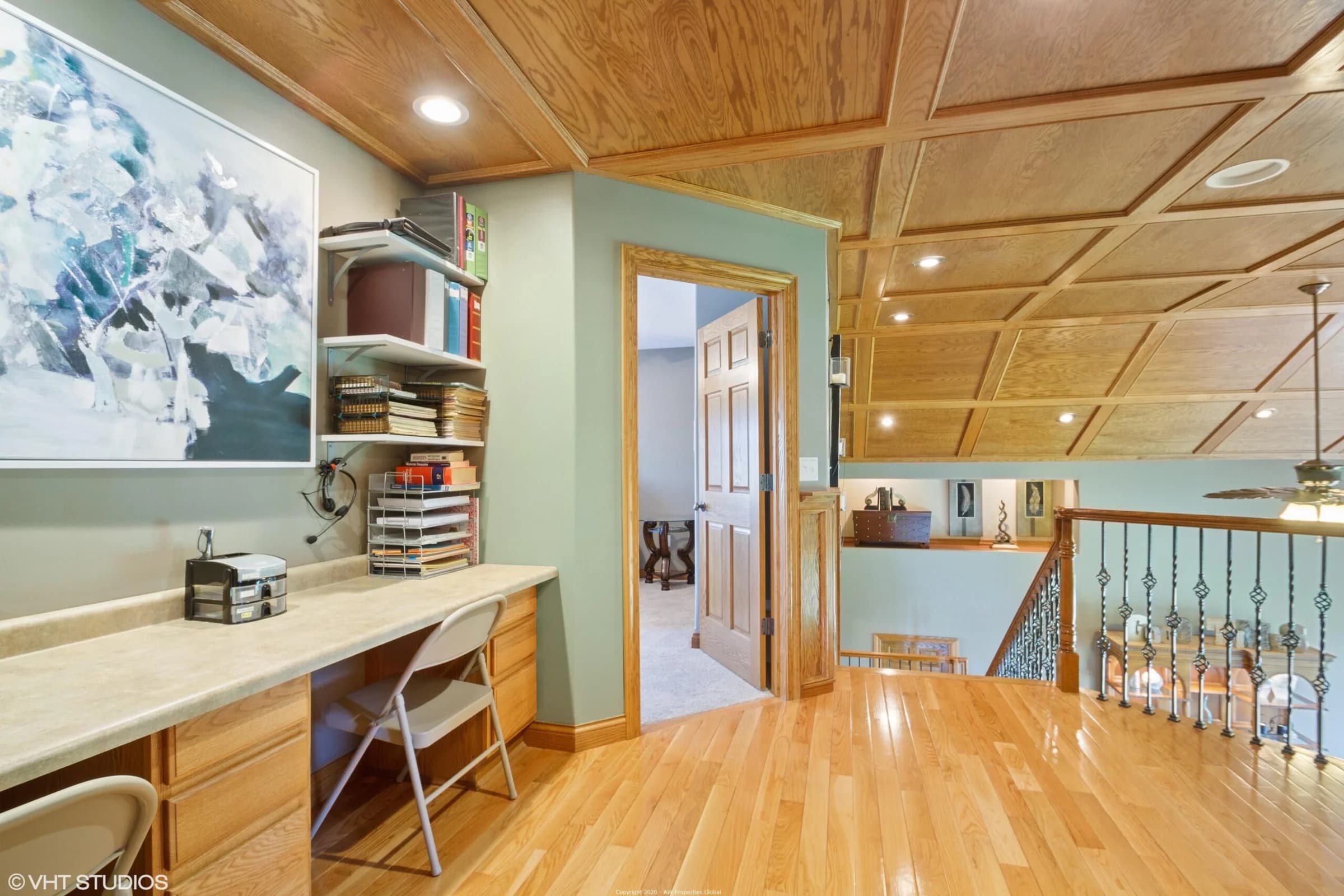 Luxurious Home with Stunning Views of the Apple Canyon Lake Golf Course and Rare, Transferable Dock Slip, photo 20