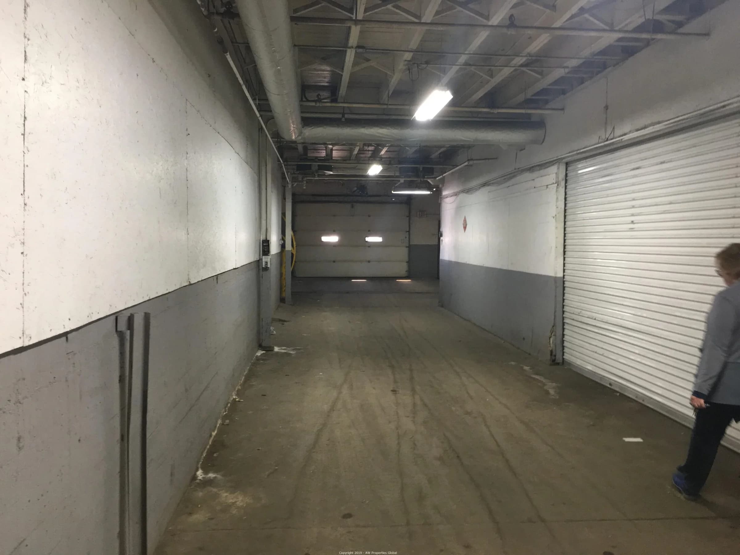 Nearly 200,000 SF Rockford Industrial Building, photo 7