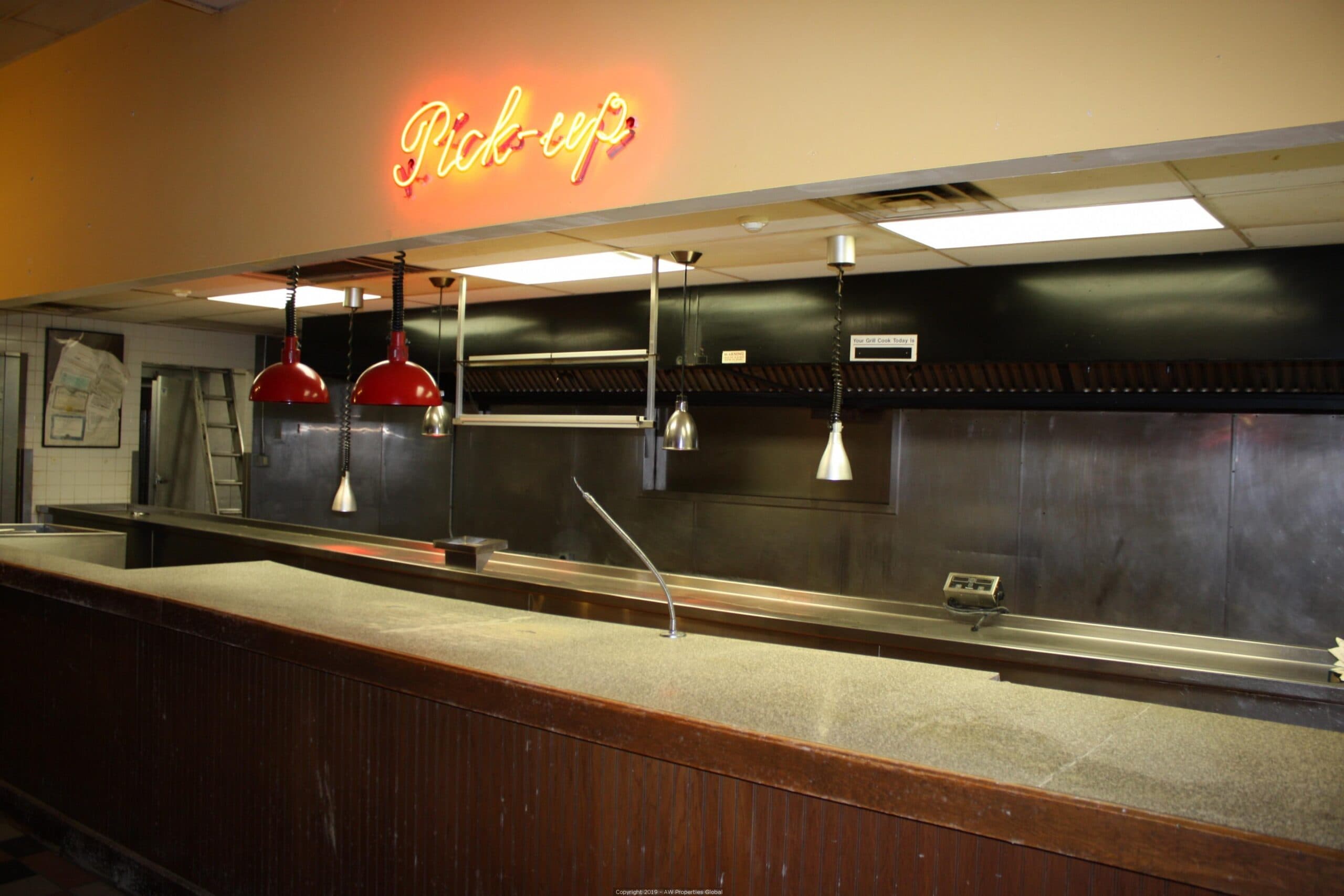 Former Fuddruckers Restaurant, photo 21