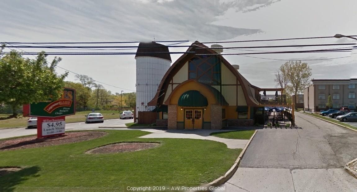 Former Bogies Ale House Restaurant in Mount Prospect, Illinois, photo 1