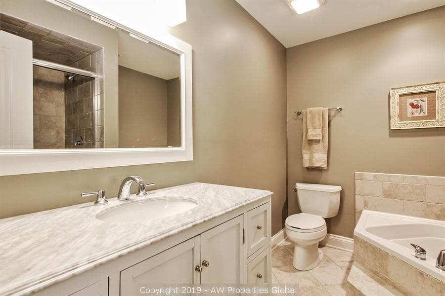 Riverwoods Residence with Golf Course Views, photo 18