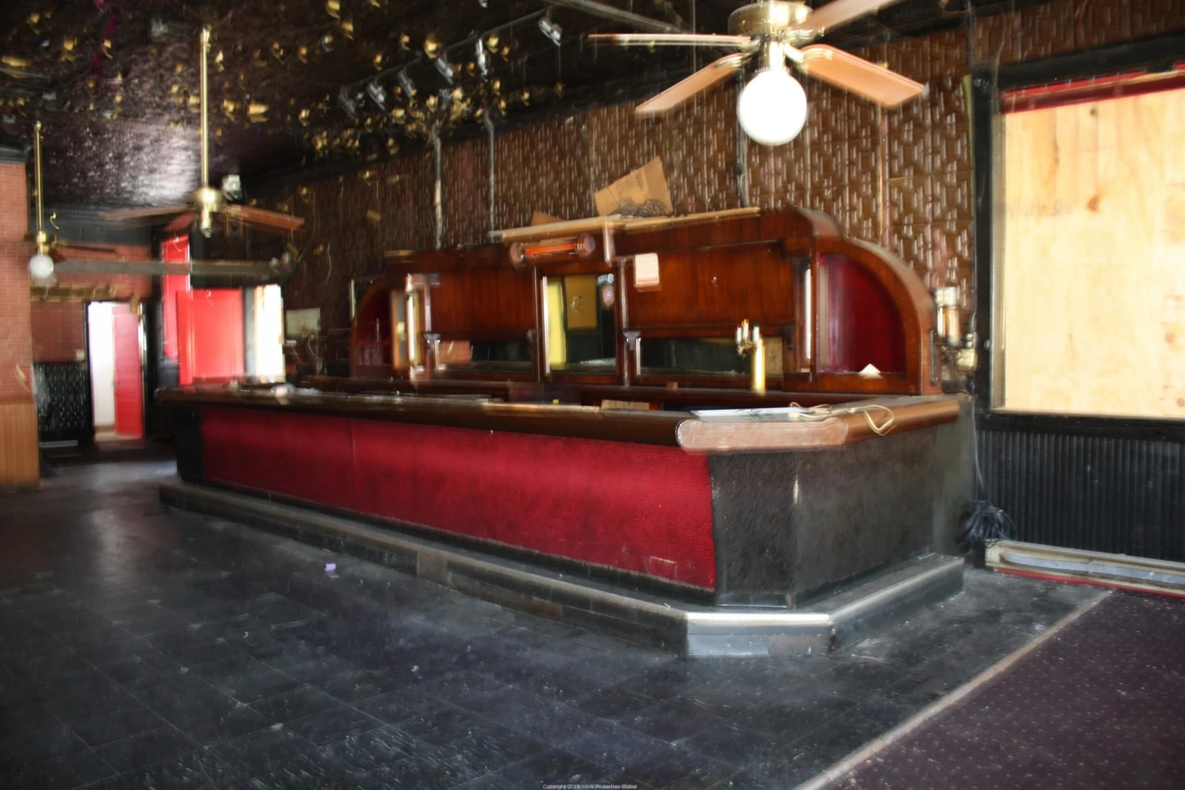 Bank-Owned Mixed Use: 20 West Jackson Street, Joliet, photo 3
