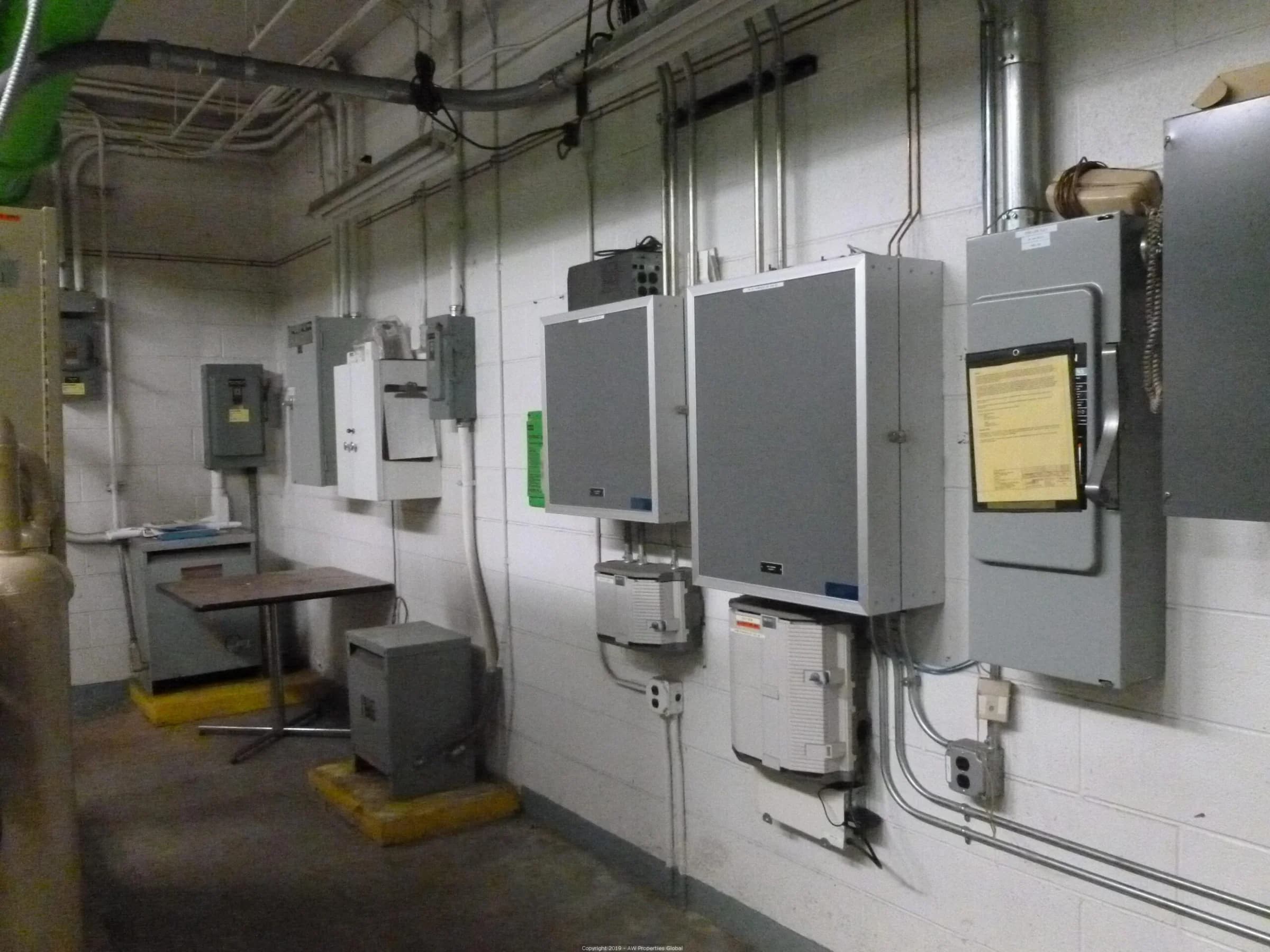 Former AT&T Call Center in Livonia, Michigan, photo 13