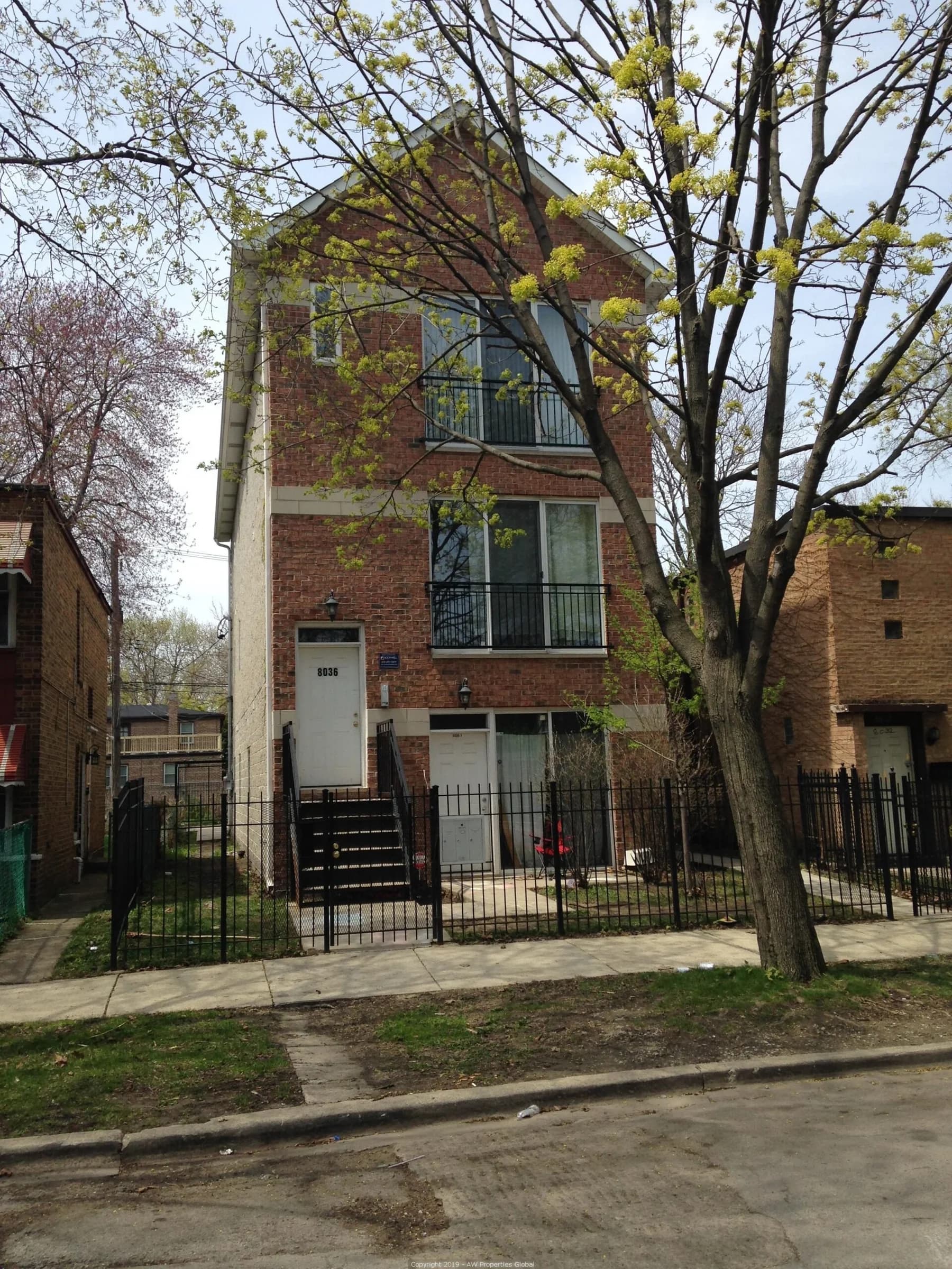 Triplex: 8036 South Kingston, Chicago, photo 2
