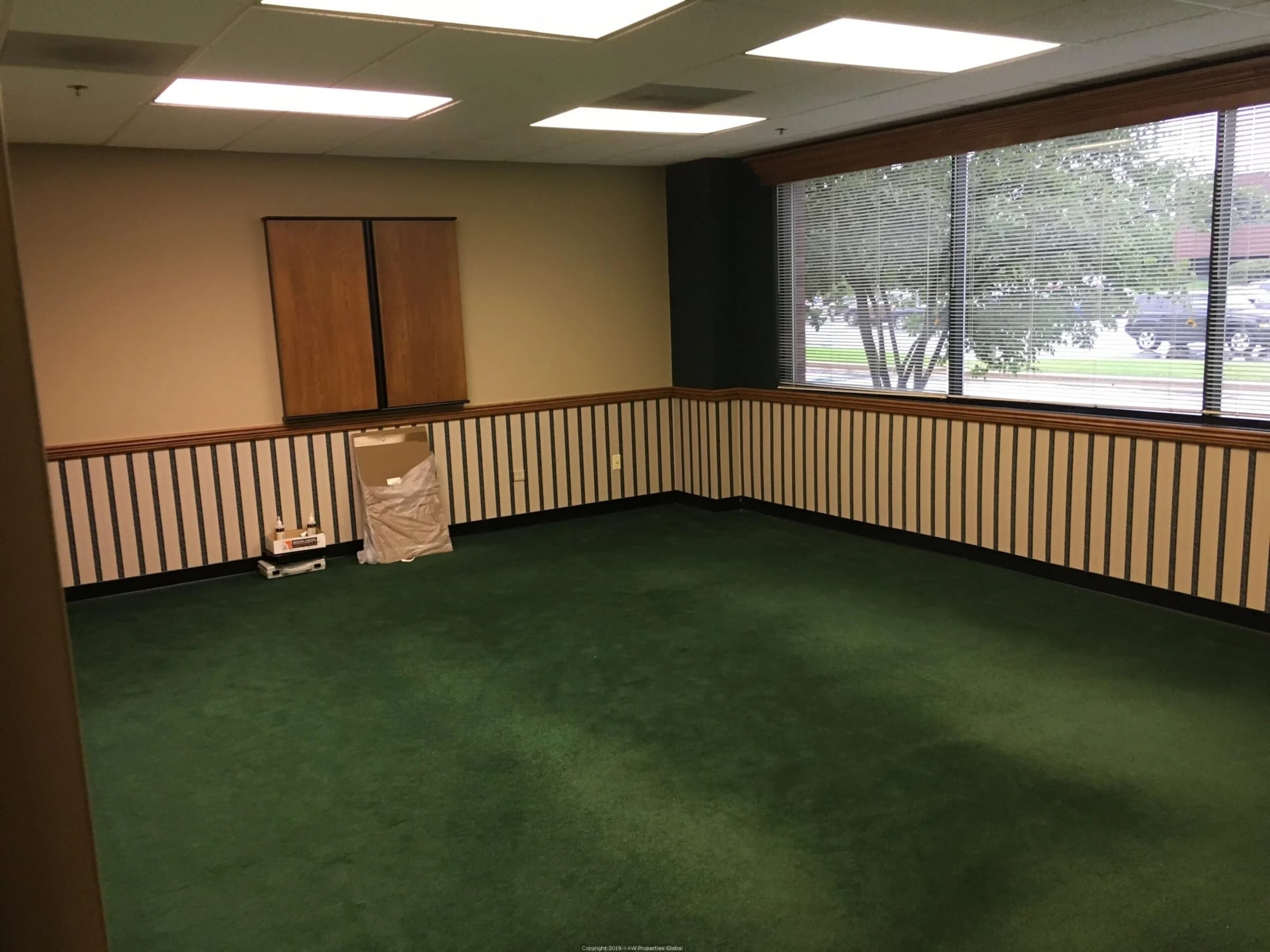 Office Condominium in Wheaton, IL, photo 3