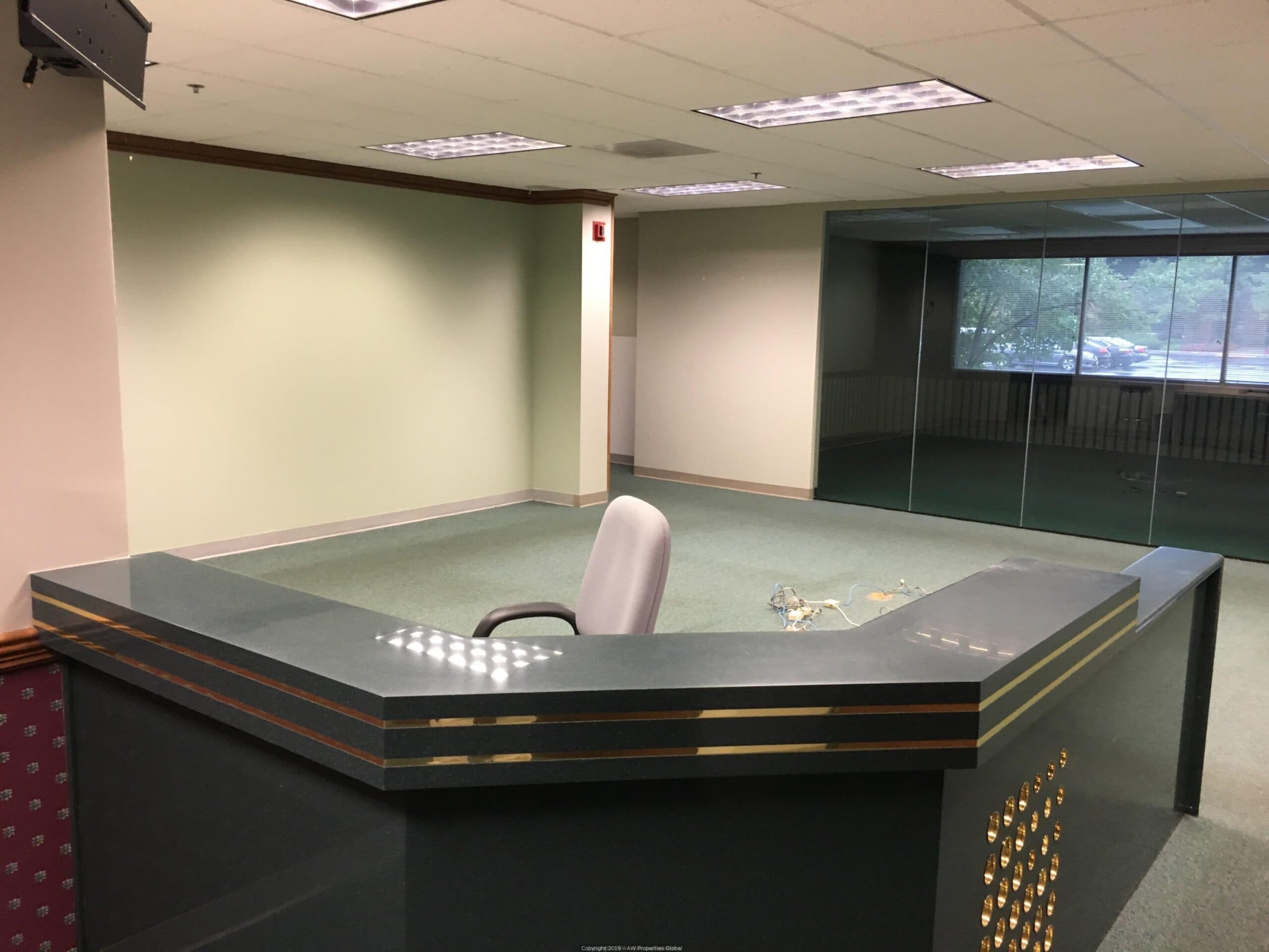Office Condominium in Wheaton, IL, photo 2