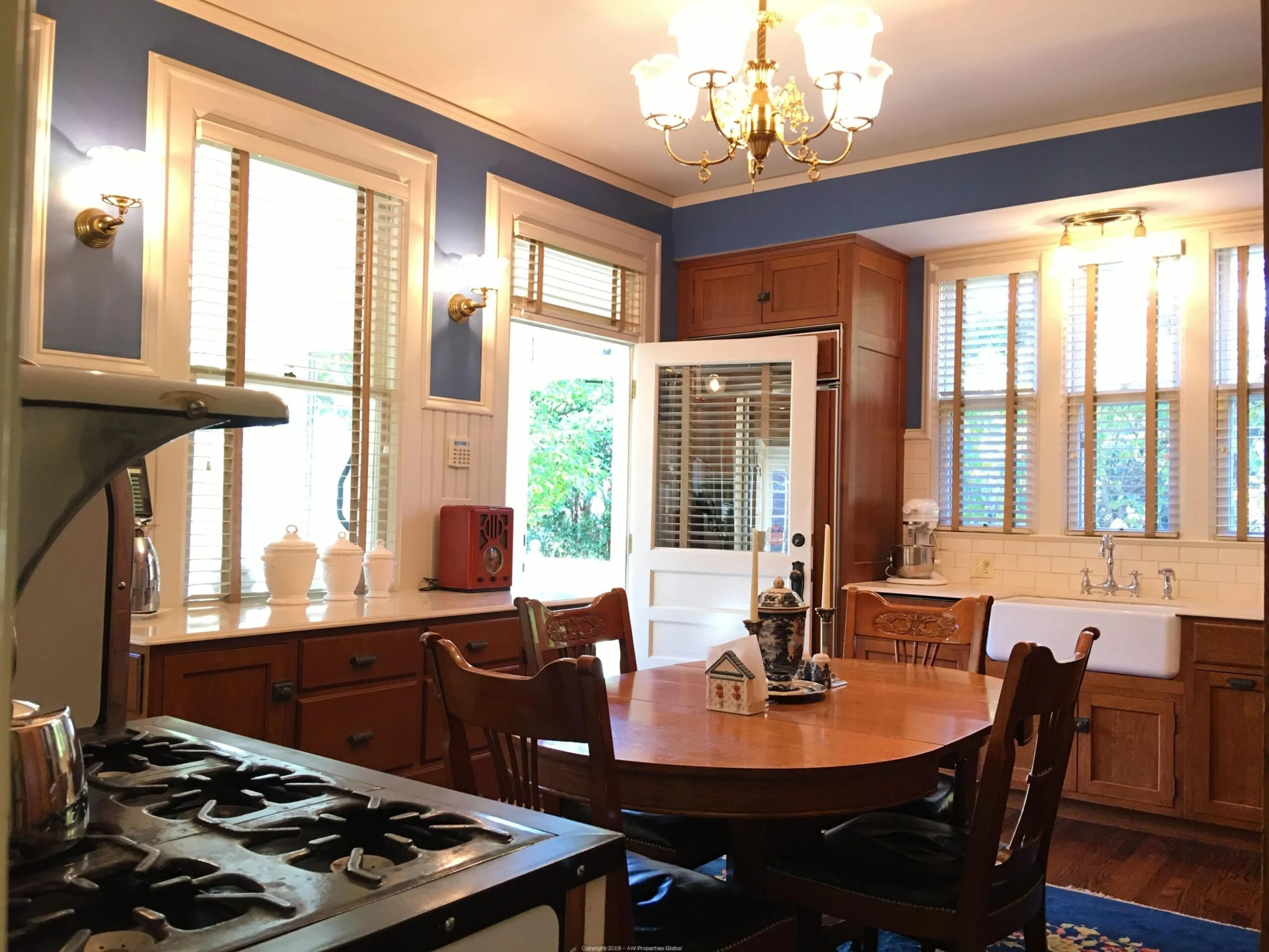 Completely Renovated Glencoe Victorian with In-Ground Heated Pool, photo 21