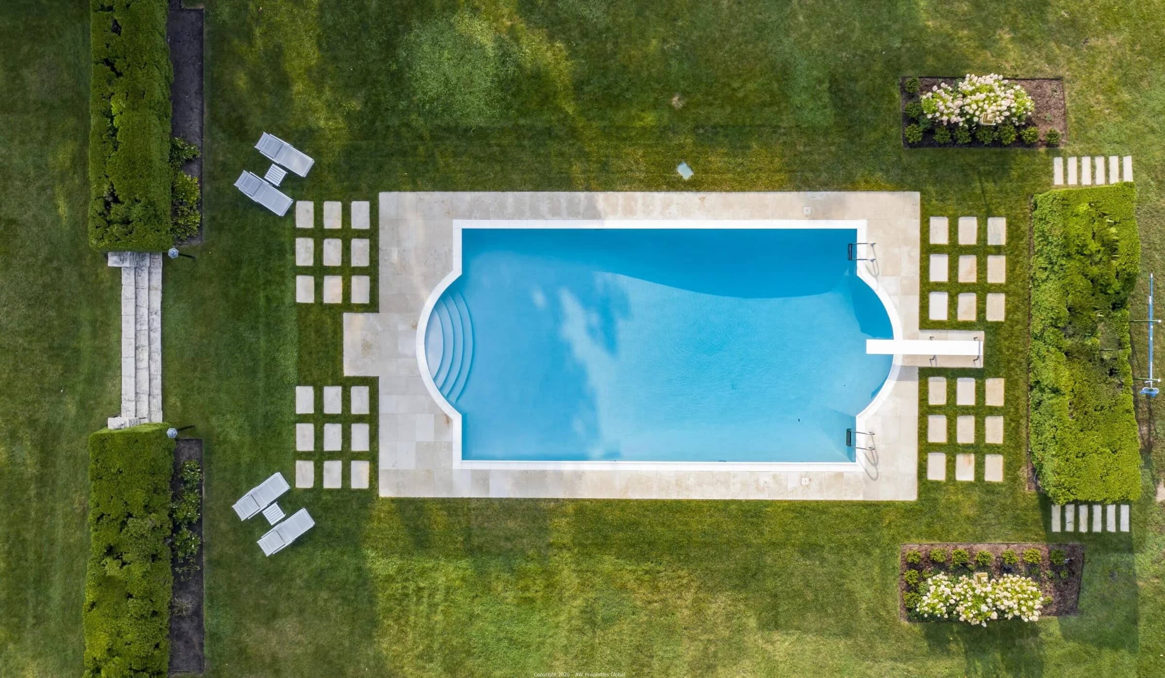 Nearly Six Acre Lake Forest Estate, photo 6