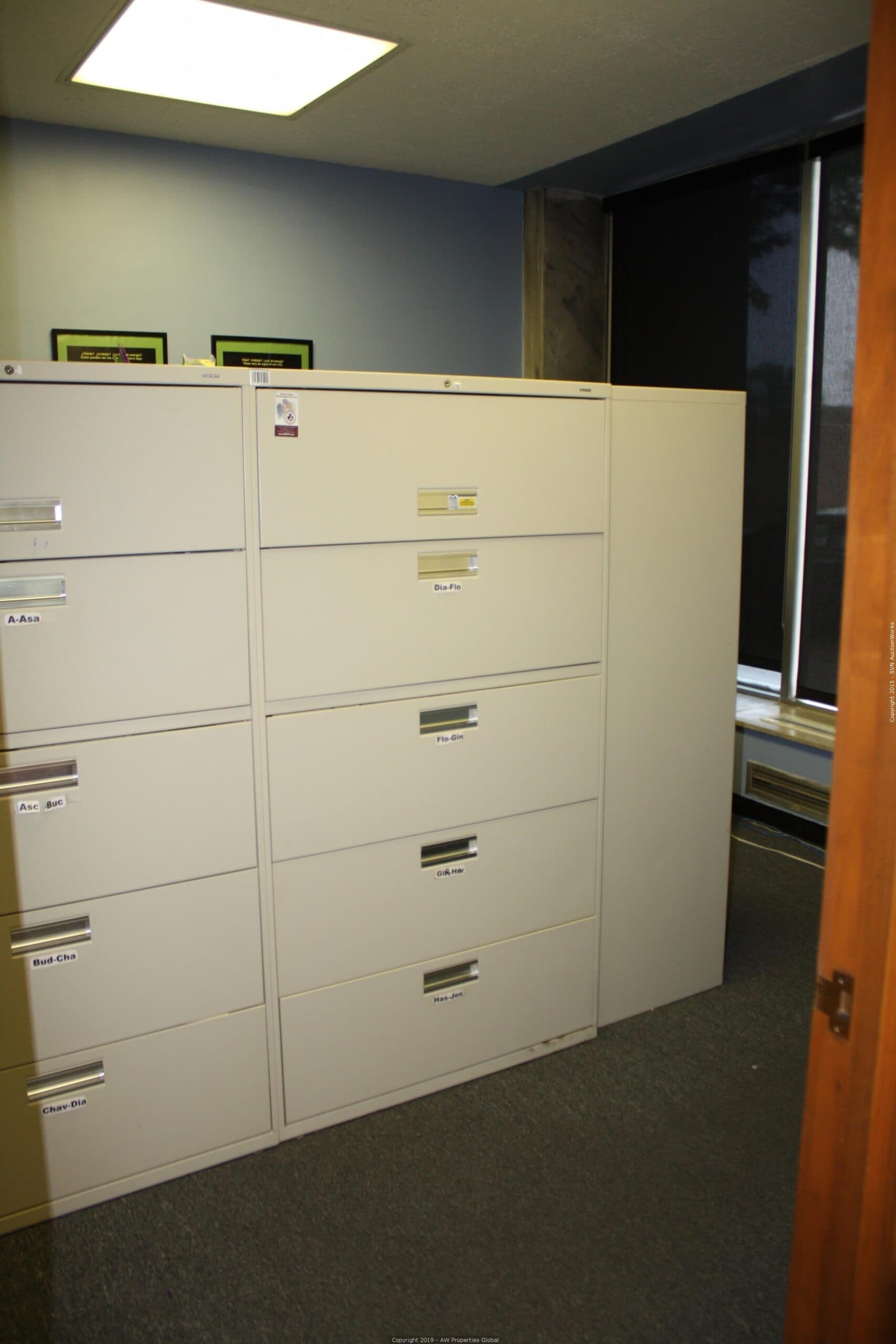 Office Building in Summit, photo 11